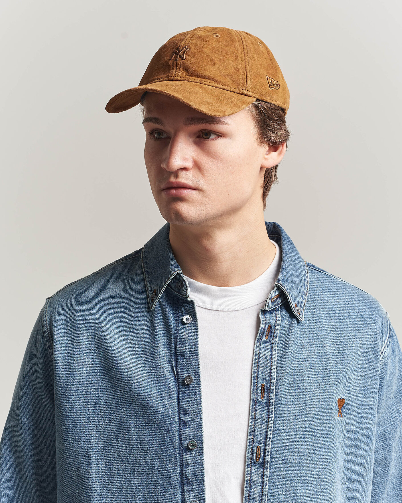 Men | Hats & Caps | New Era | 9Twenty Suede New York Yankees Cap Brown