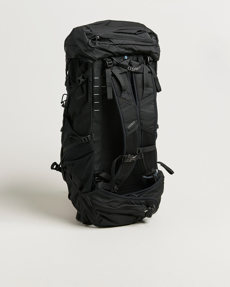 Osprey Talon 33 Black at CareOfCarl.com Osprey Talon 33 Black at CareOfCarl.com