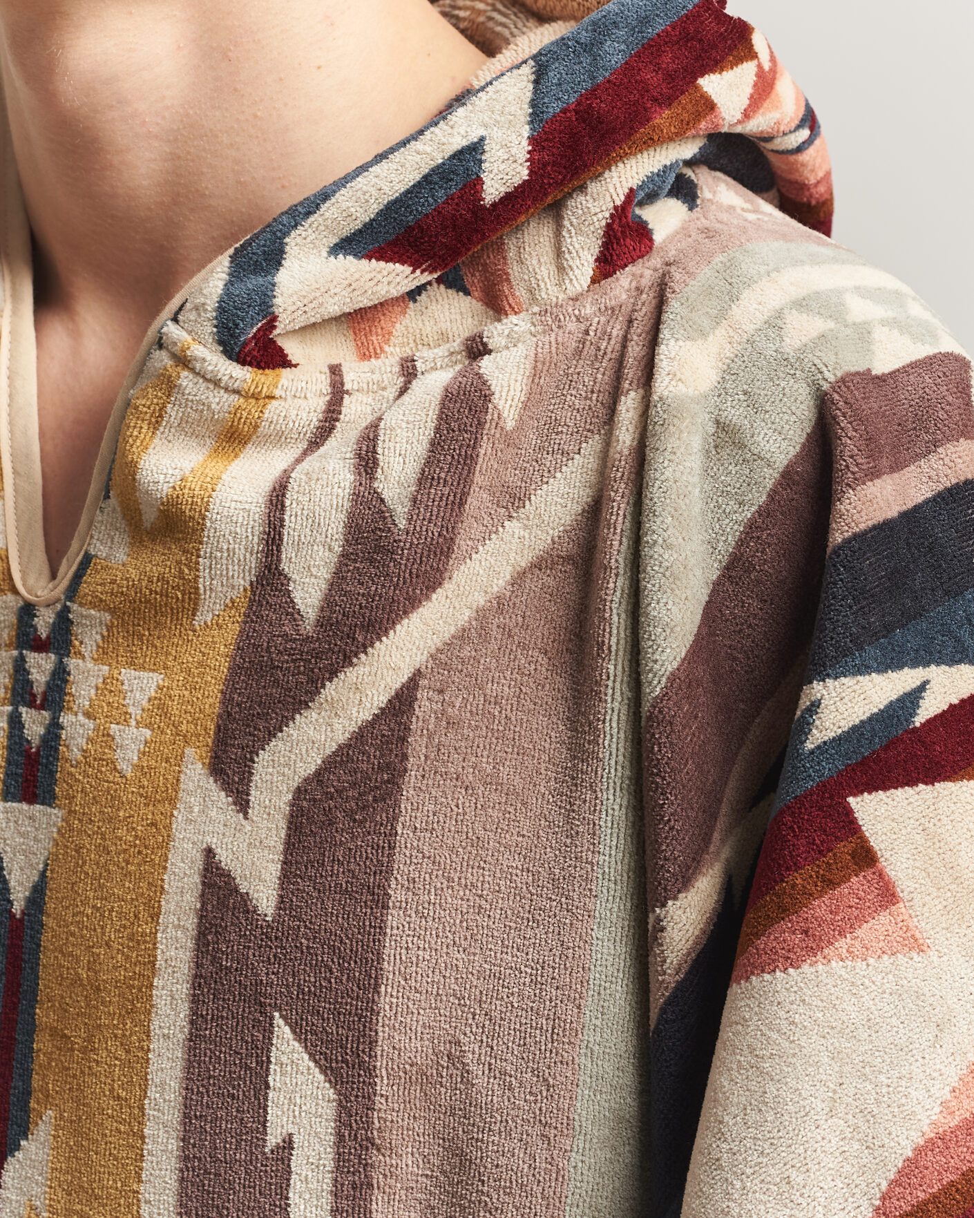 Men | Pendleton Jacquard Hooded Towel White Sands Tan | Pendleton | Jacquard Hooded Towel White Sands Tan