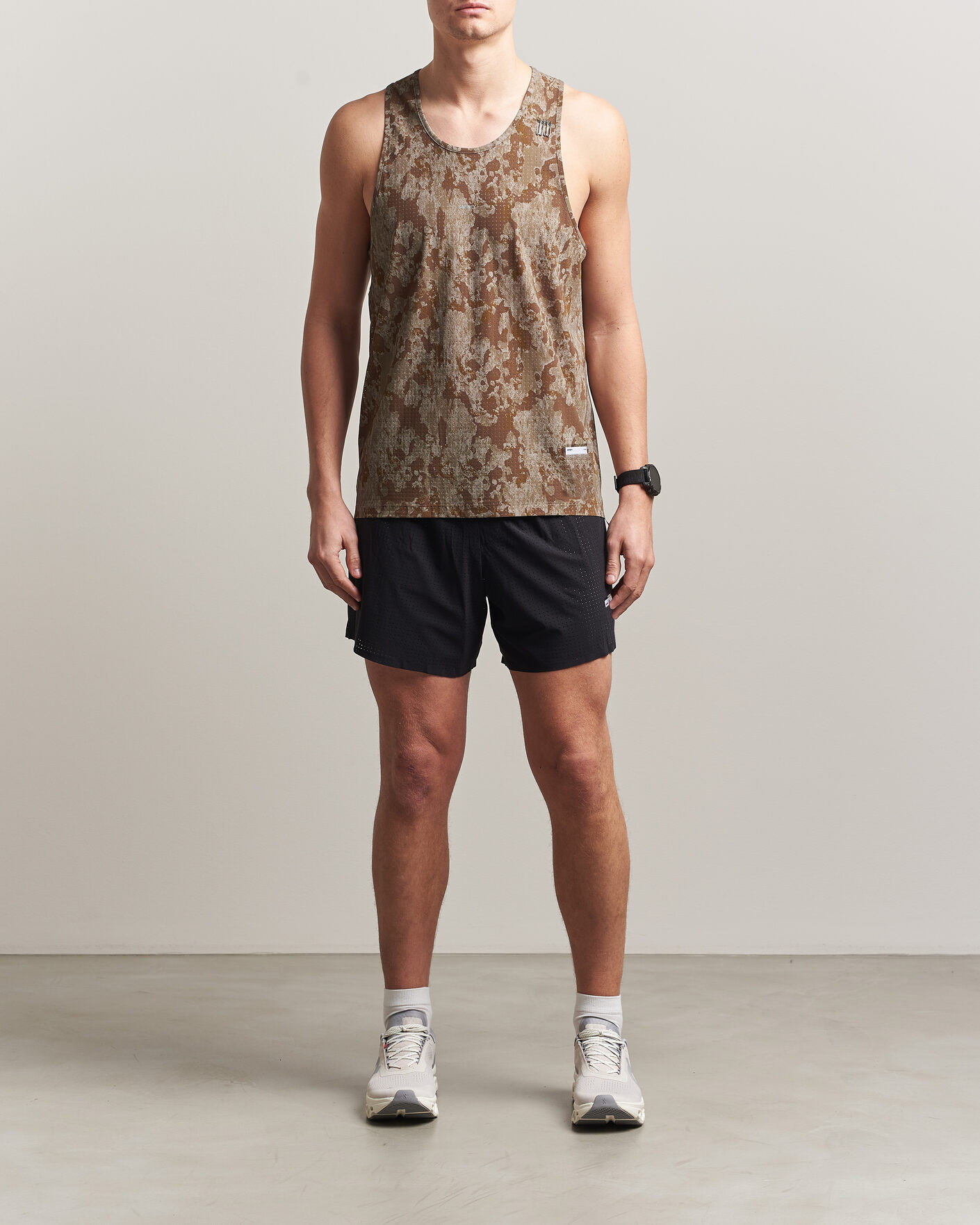 Men | T-Shirts | Satisfy | Space-O Singlet Camo