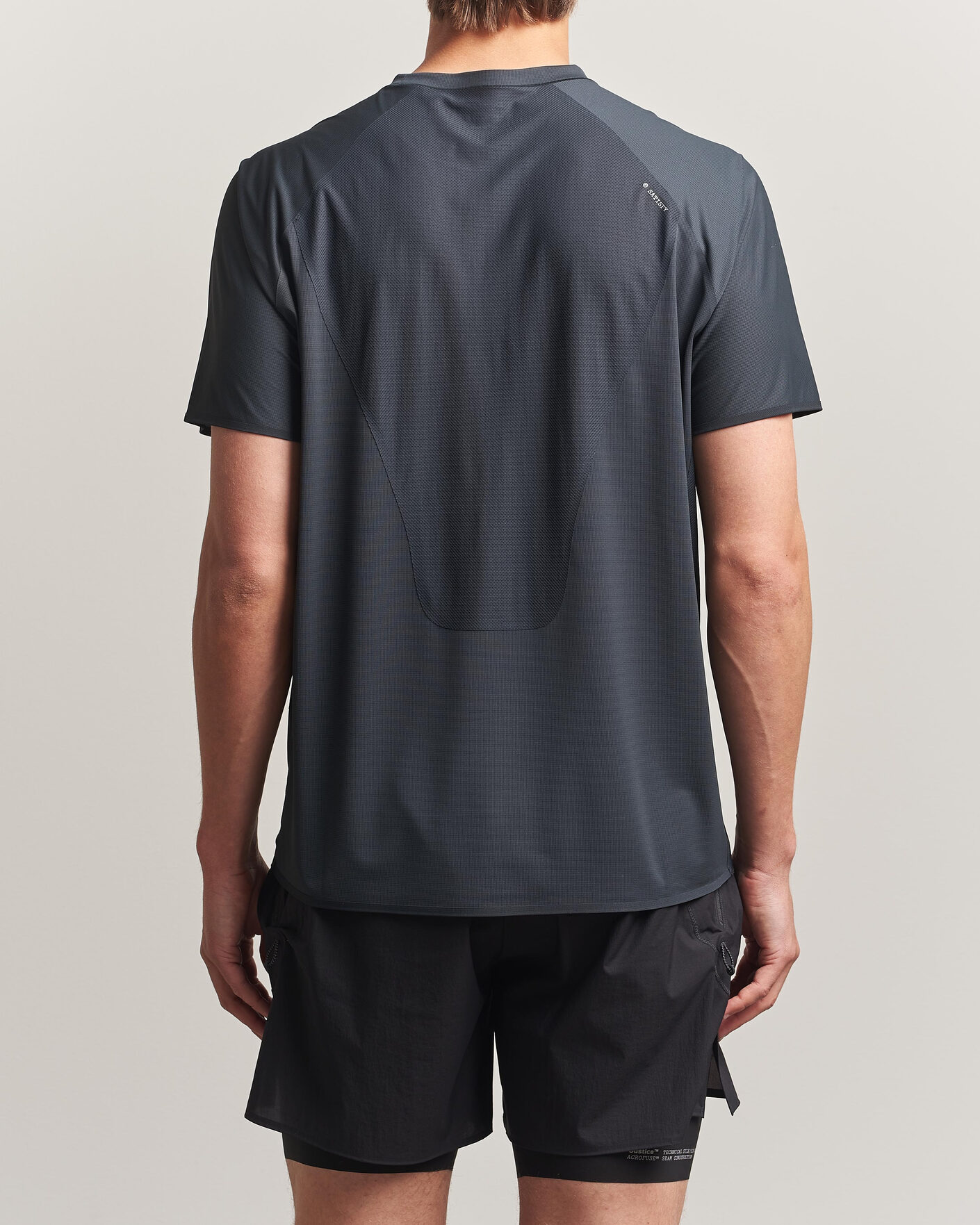 Men | T-Shirts | Satisfy | AuraLite UV T-Shirt Black