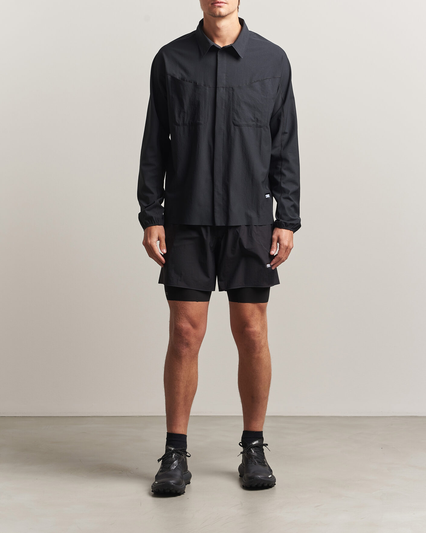 新品　BRIEFING CE CORDURA WIND SHORT PANTS Satisfy Rippy Cordura 5 Inch Shorts Black at CareOfCarl.com