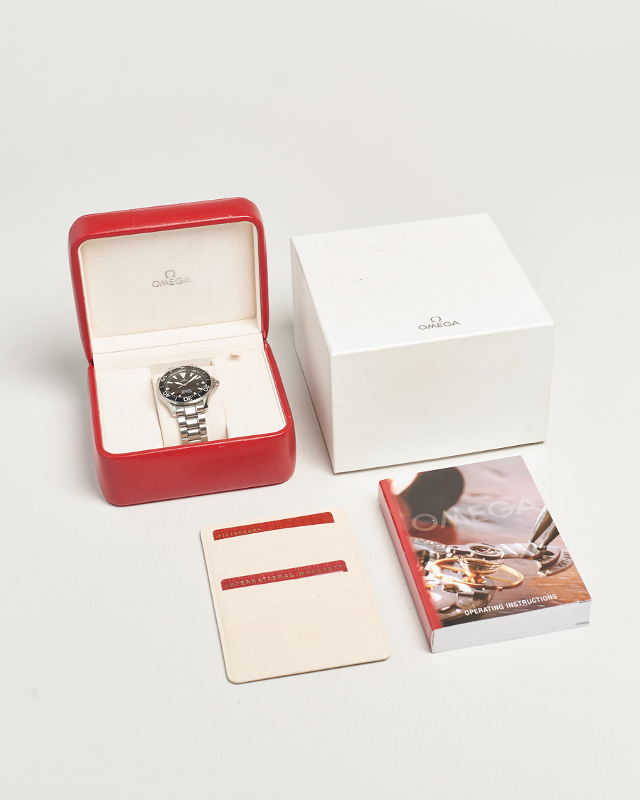 Men | Pre-Owned & Vintage Watches | Omega Pre-Owned | Seamaster 300M SMP Peter Blake 