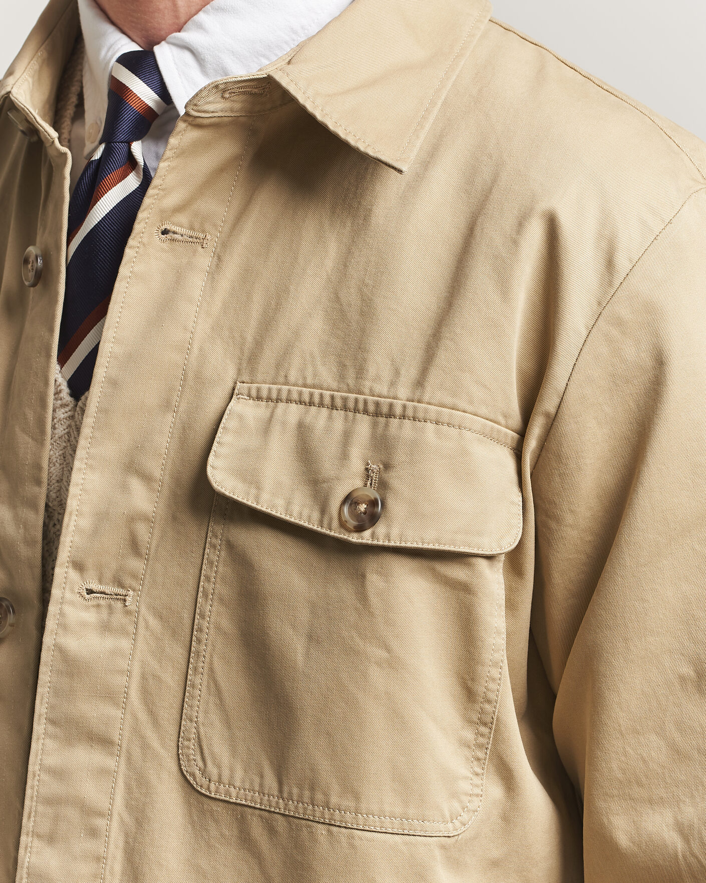 Men | Shirts | GANT | Regular Fit Cotton Twill Overshirt Woody Beige