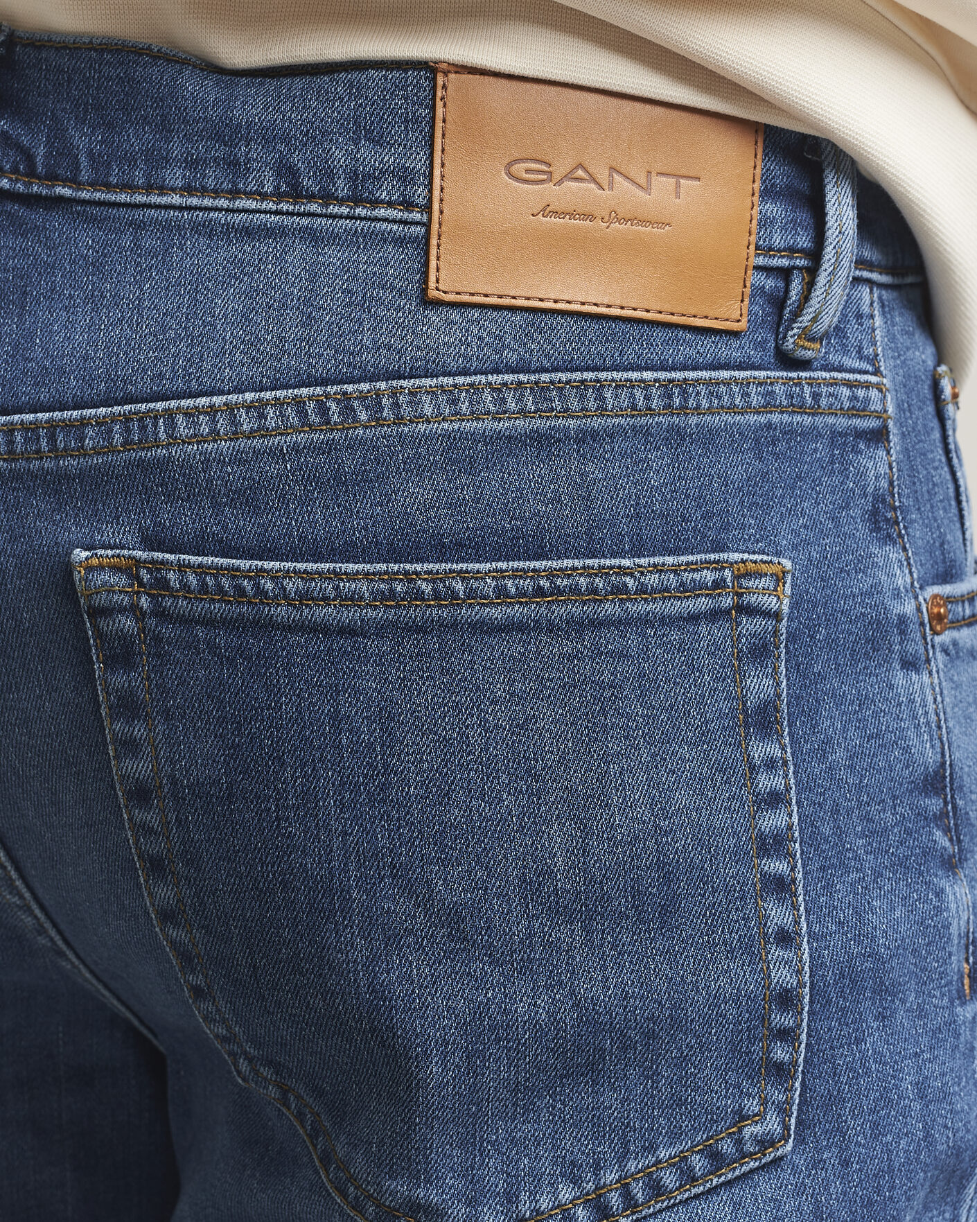 Men | Jeans | Gant | Regular Fit Jeans Mid Blue Broken In
