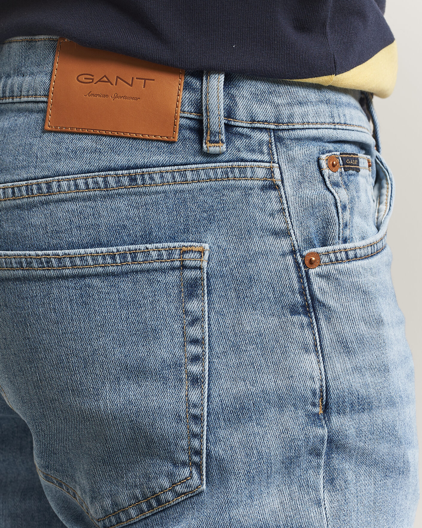 Men | Jeans | GANT | Regular Fit Jeans Semi Light Blue Worn In