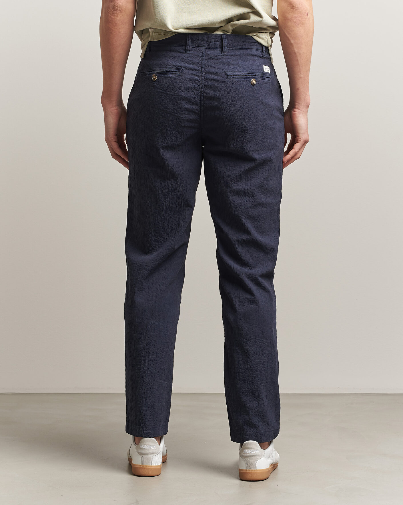 Men | Trousers | Gant | Regular Fit Garment Dyed Seersucker Pants Evening Blue