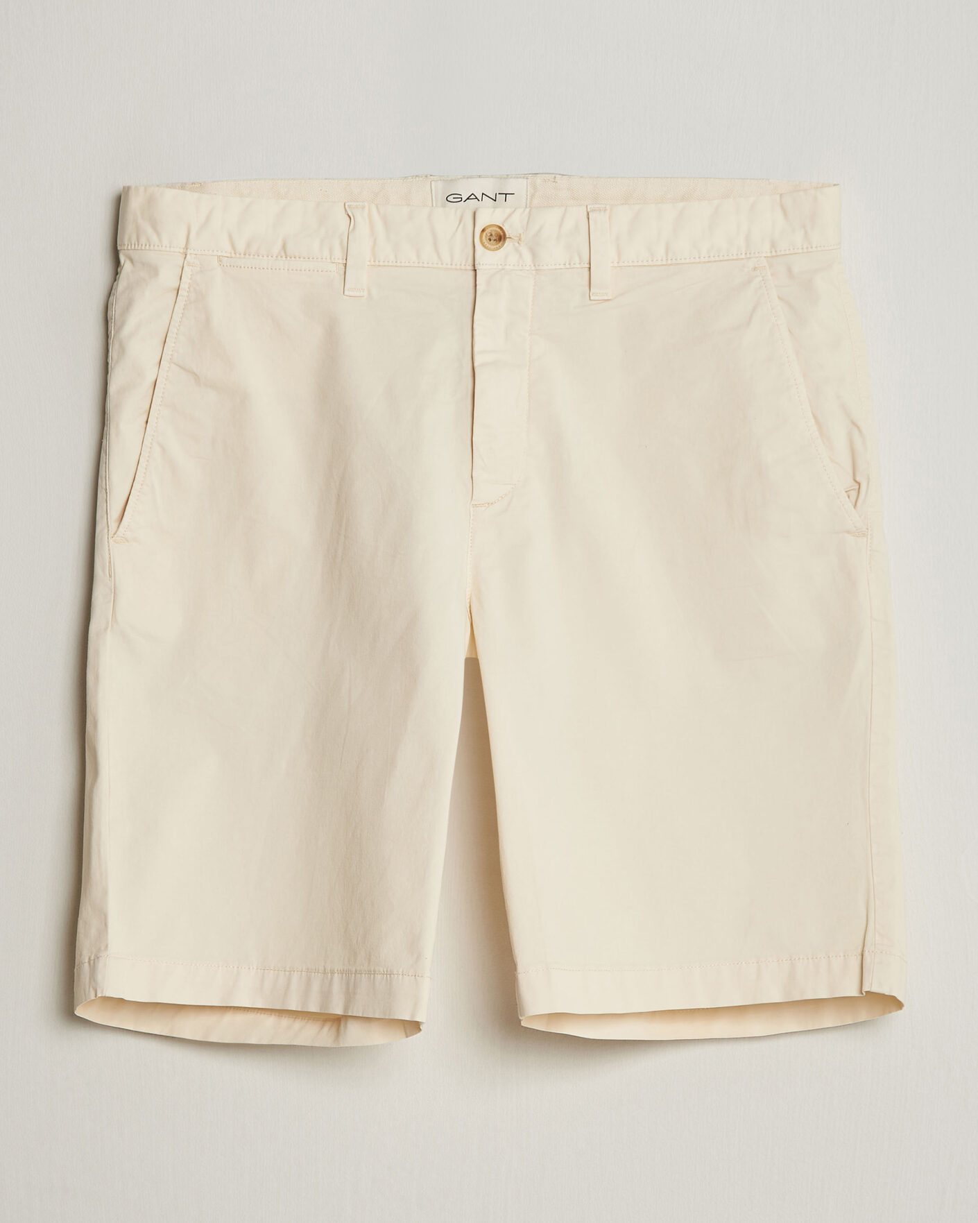 Men | Shorts | Gant | Regular Sunfaded Shorts Cream