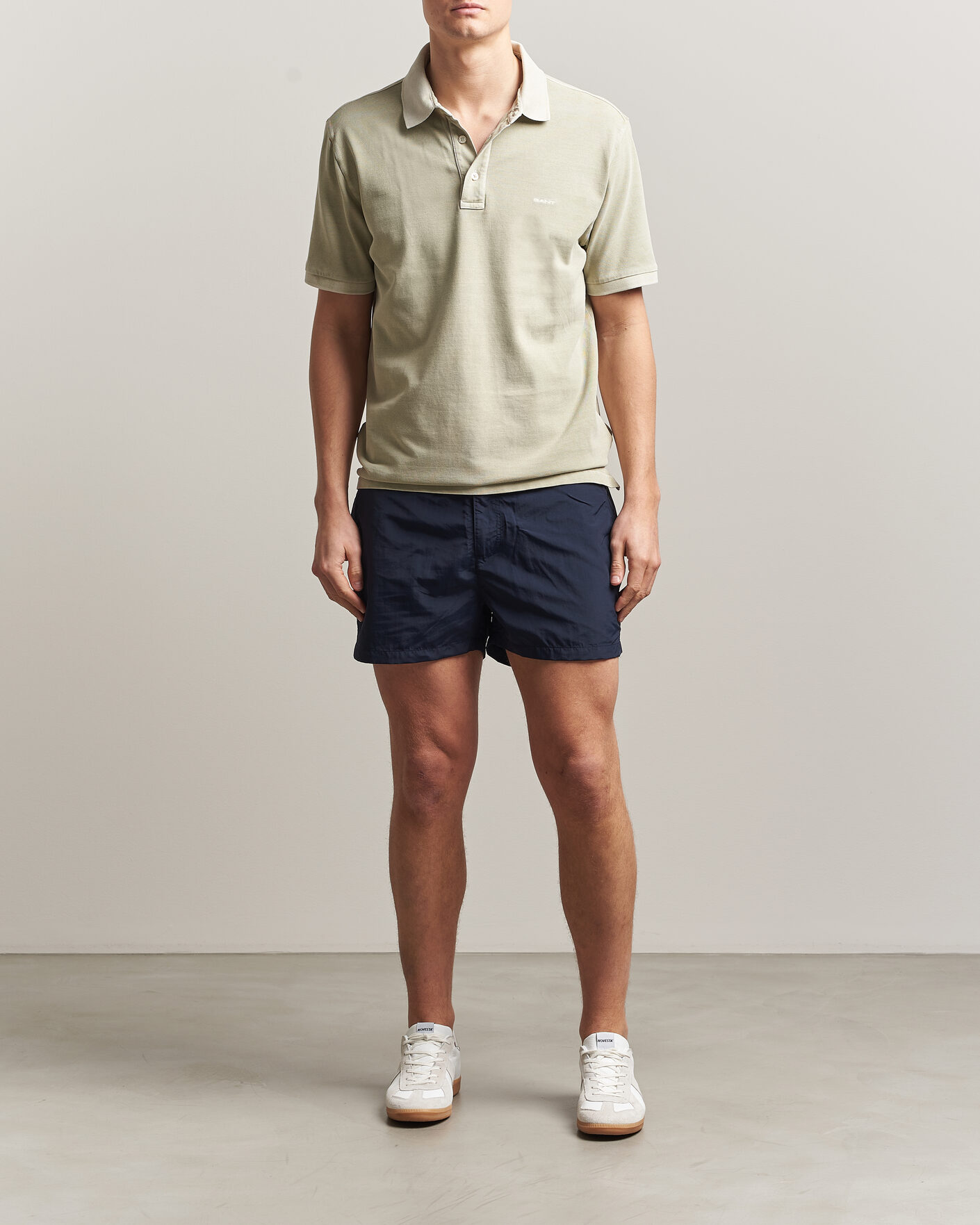 Men | Swimwear | Gant | Fitted Swimshorts Marine