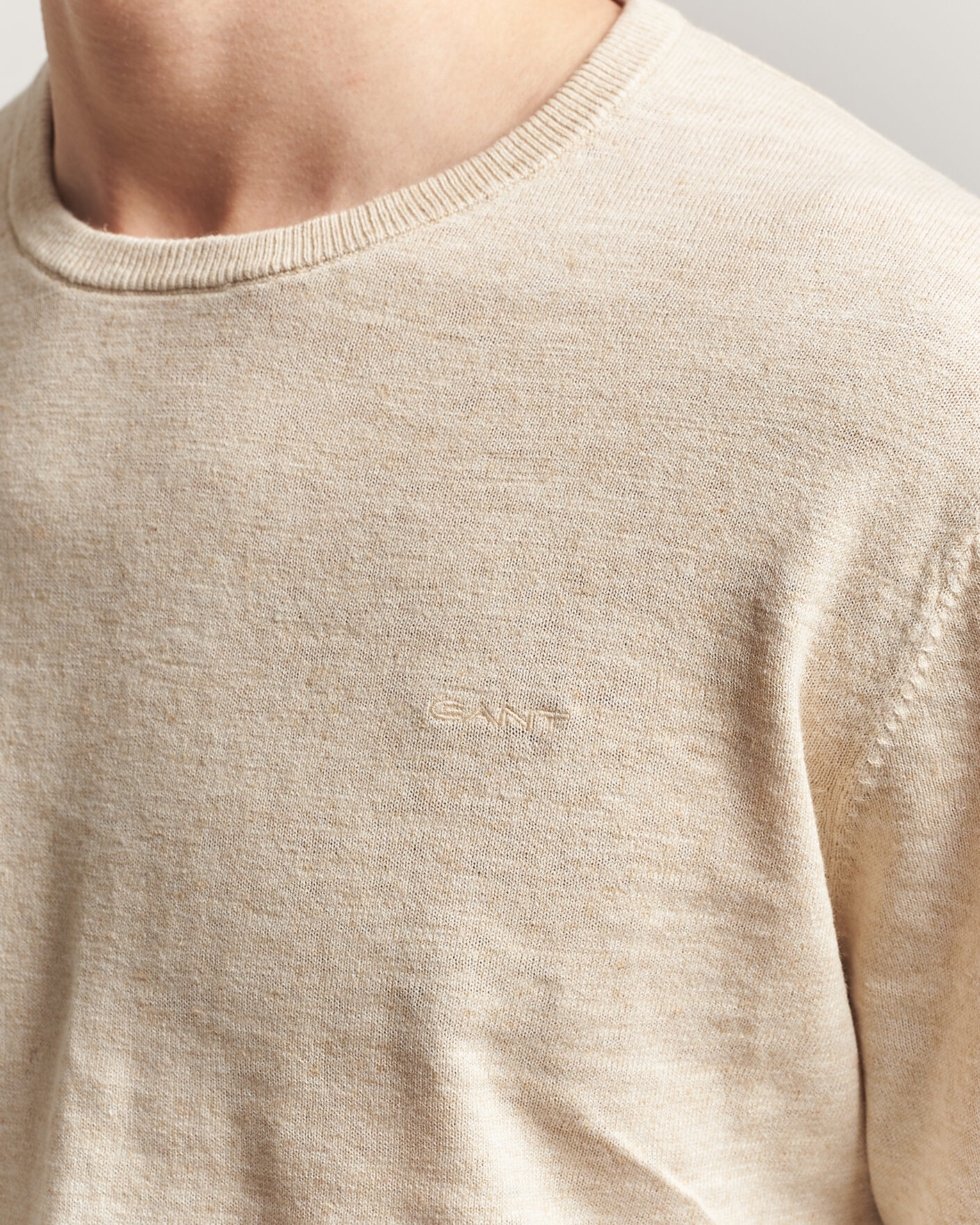 Men | Sweaters & Knitwear | Gant | Cotton/Linen Slub Knitted Sweater Seed Melange