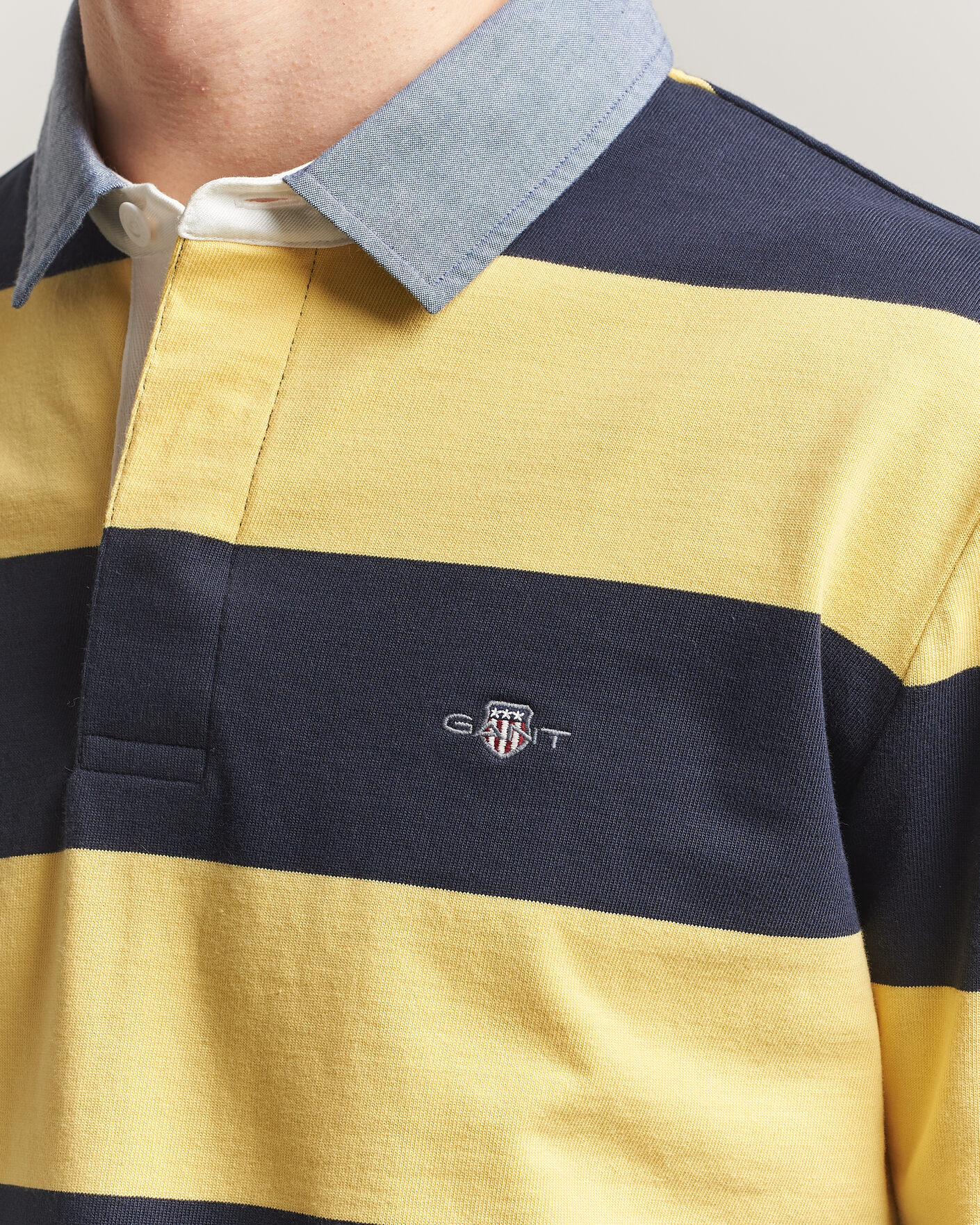 Men | Sweaters & Knitwear | GANT | Chambray Striped Heavy Rugger Banana Yellow
