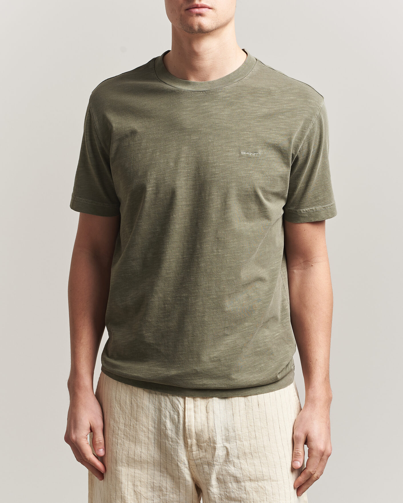 Men | T-Shirts | Gant | Washed Slub T-Shirt Dry Herb Green