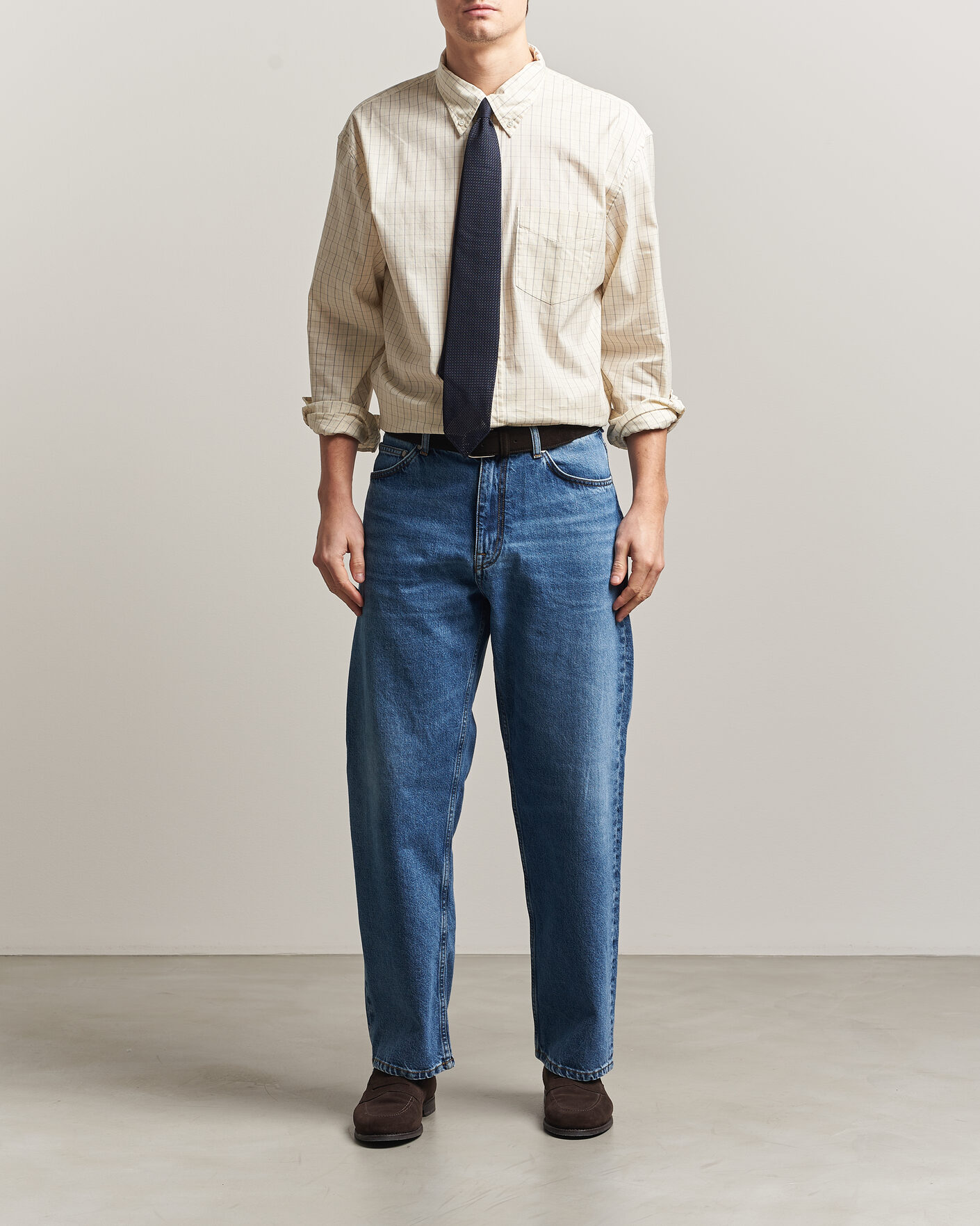 Men | Shirts | GANT | Relaxed Fit Dreamy Oxford Checked Shirt Creamed White