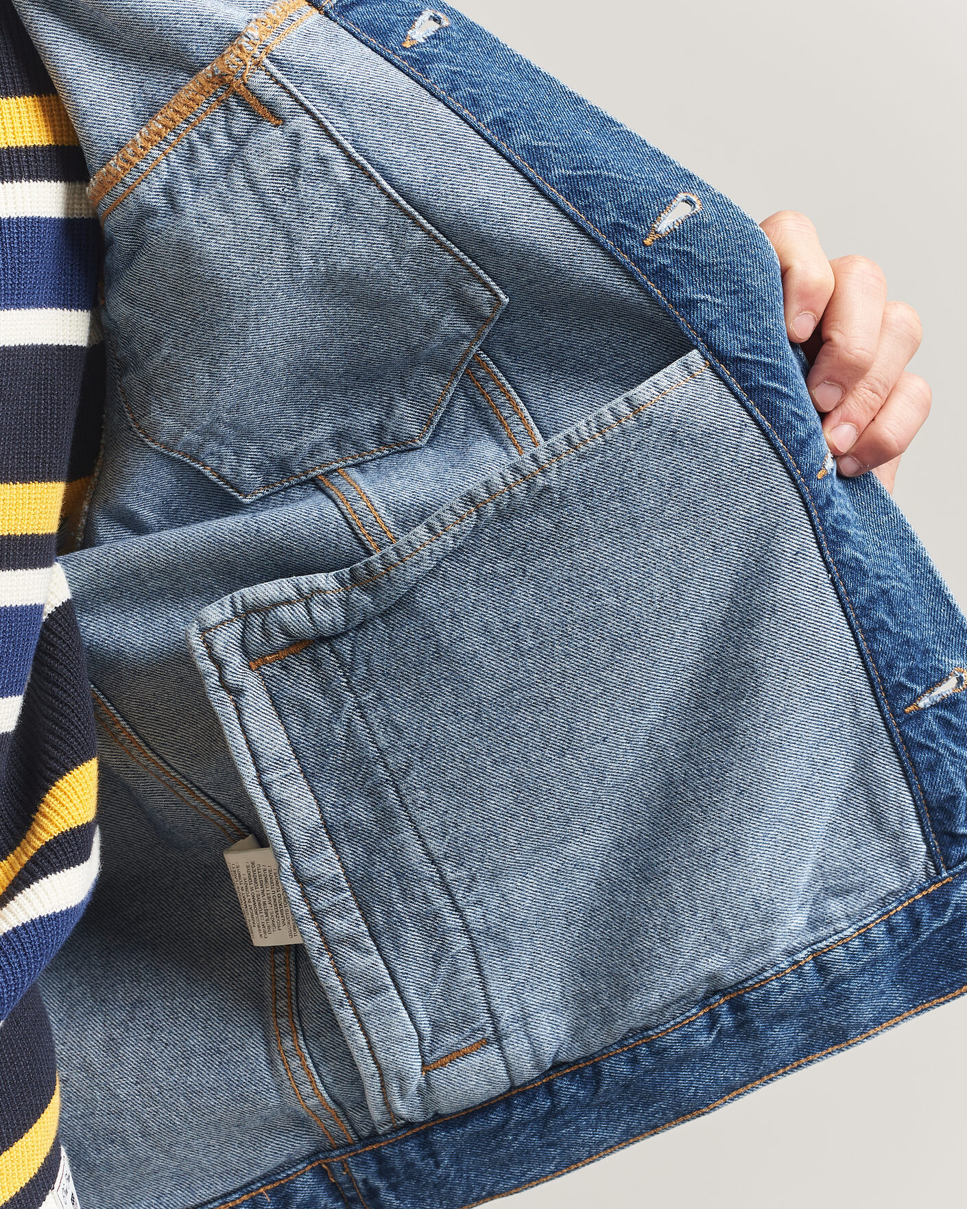 Men | Coats & Jackets | Gant | Denim Trucker Jacket Mid Blue