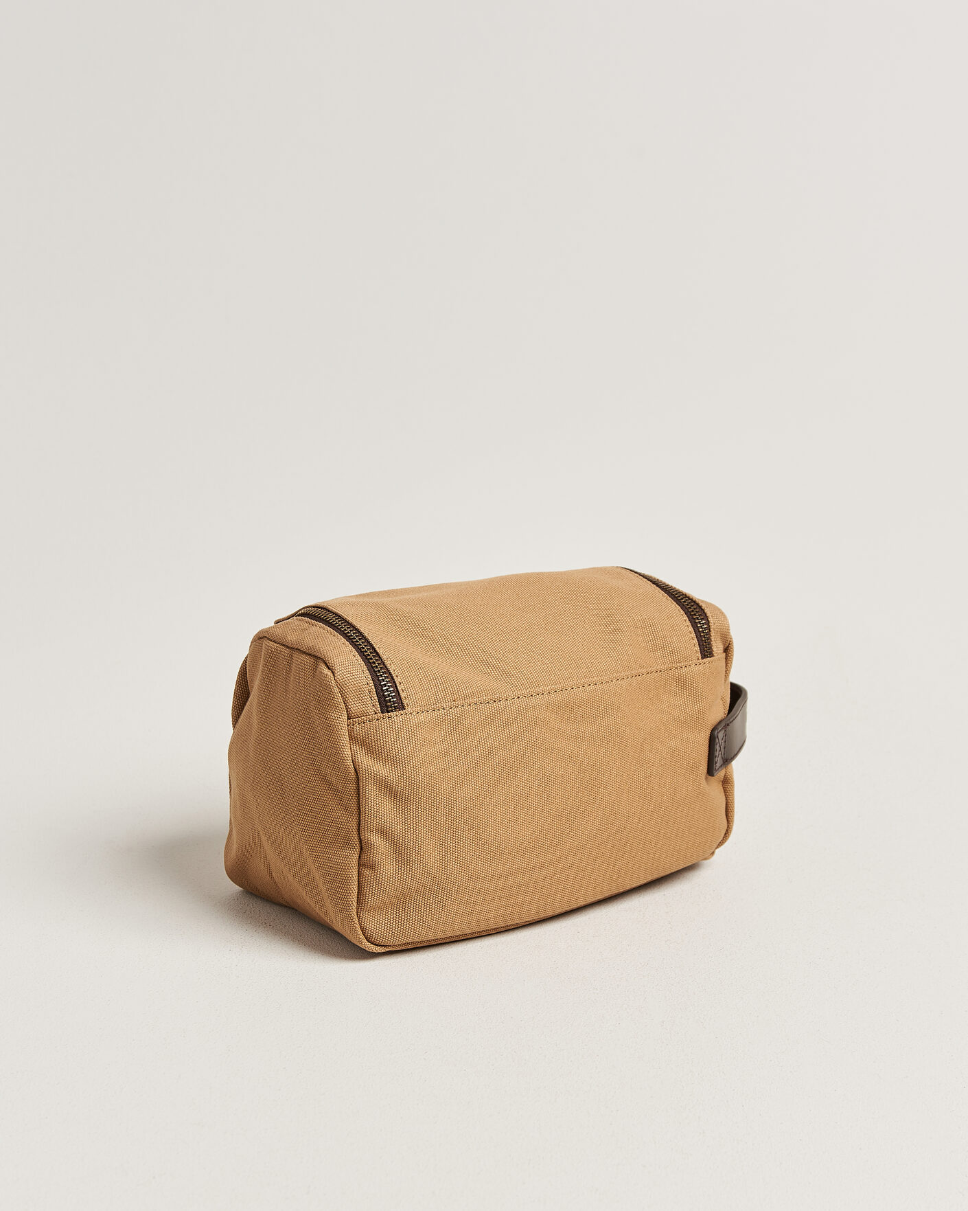 Men | Bags | GANT | Washed Canvas Washbag Warm Khaki