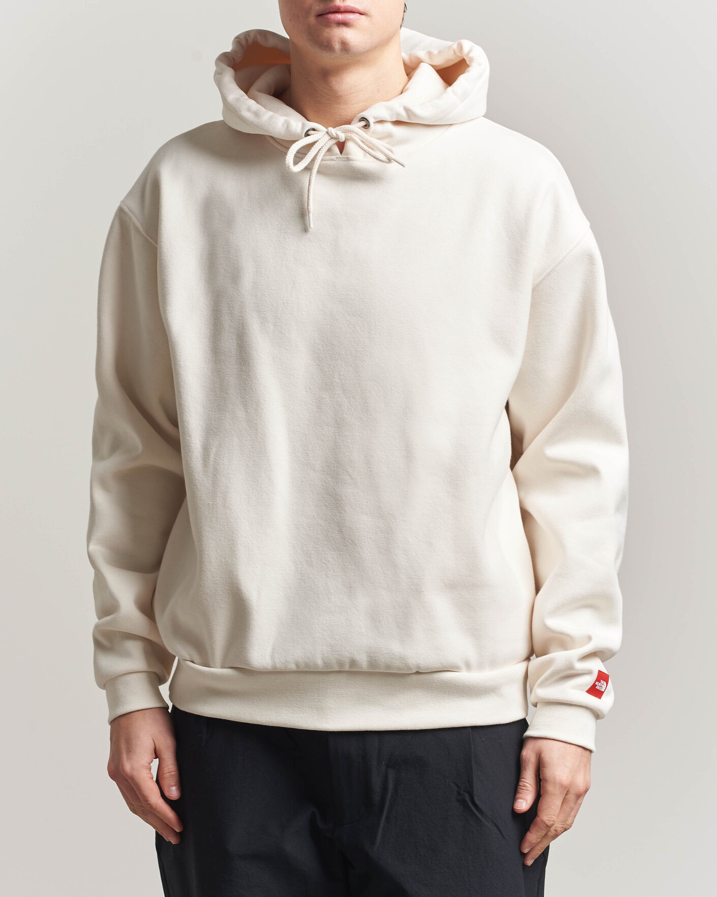 Men | Sweaters & Knitwear | The North Face | Red Box Hoodie White Dune