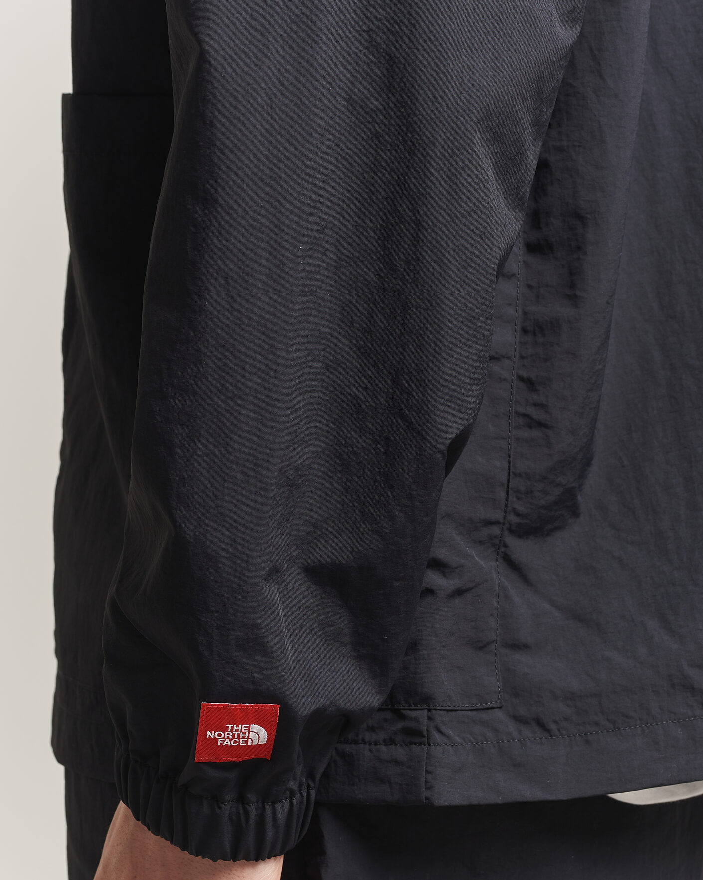 Men | Coats & Jackets | The North Face | Red Box Nylon Shirt Jacket Black