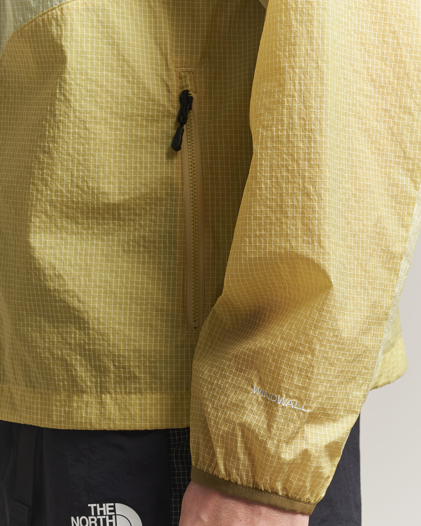 Men | Coats & Jackets | The North Face | NSE Wind Jacket Lemon Mist