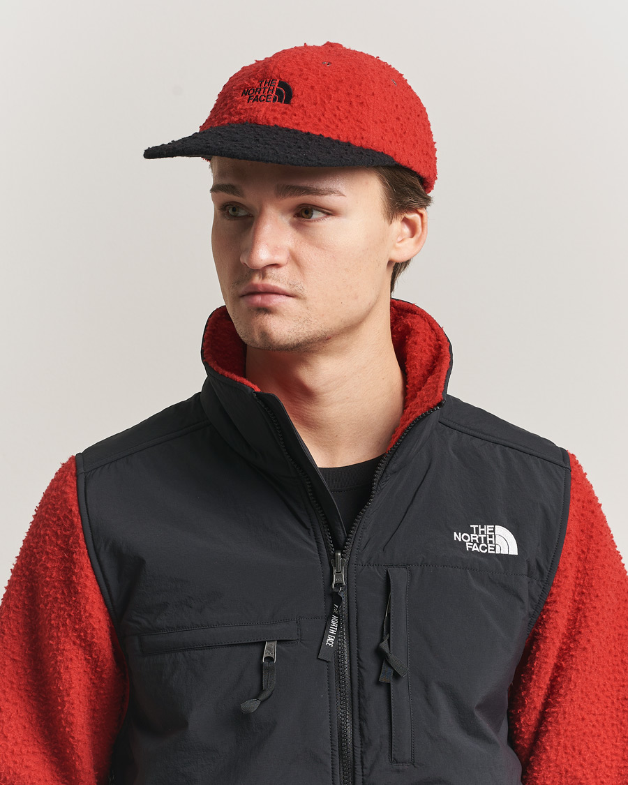 The North Face Casentino Hat Red at CareOfCarl.com
