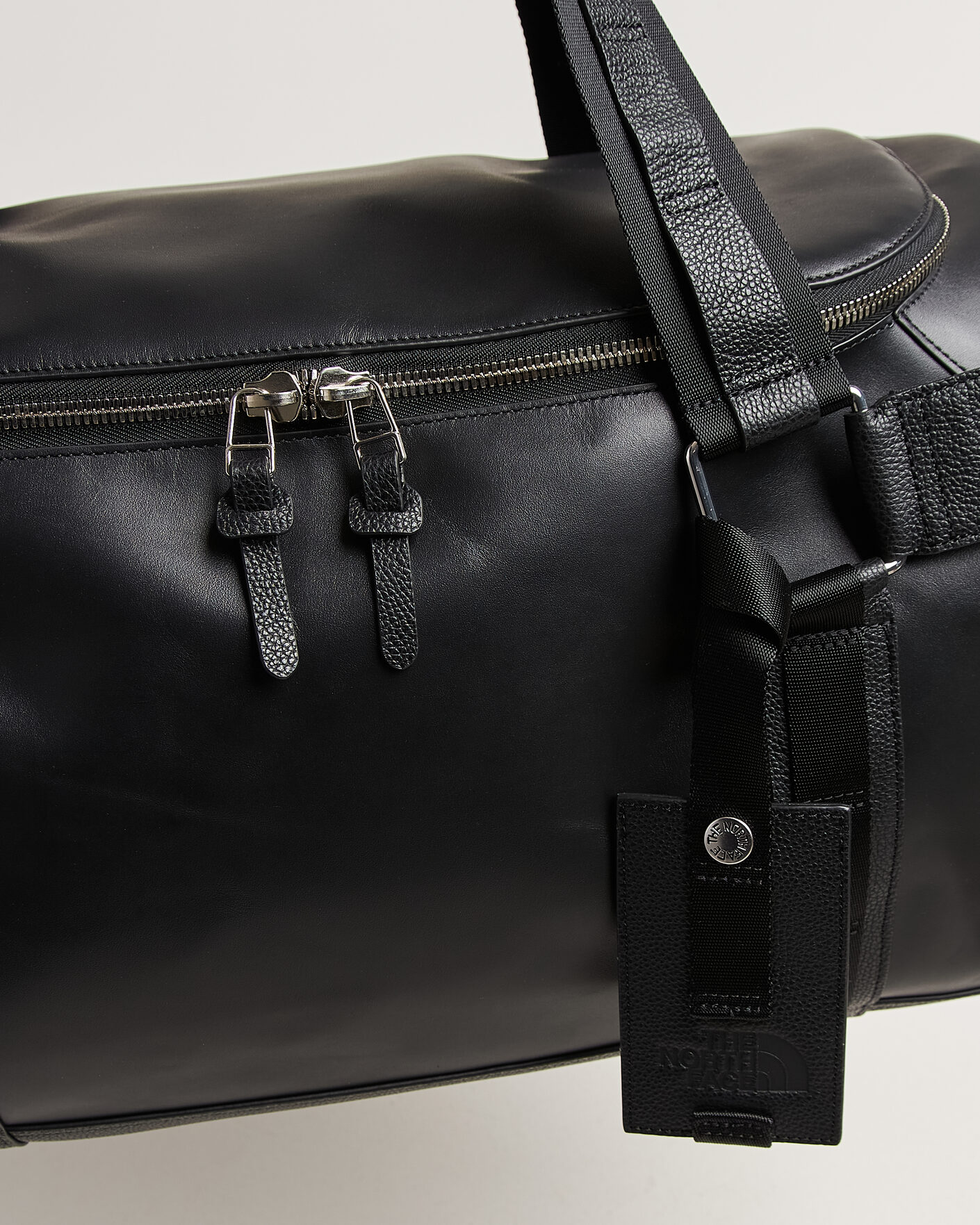 The North Face Anniversary Base Camp Duffel Leather Black at