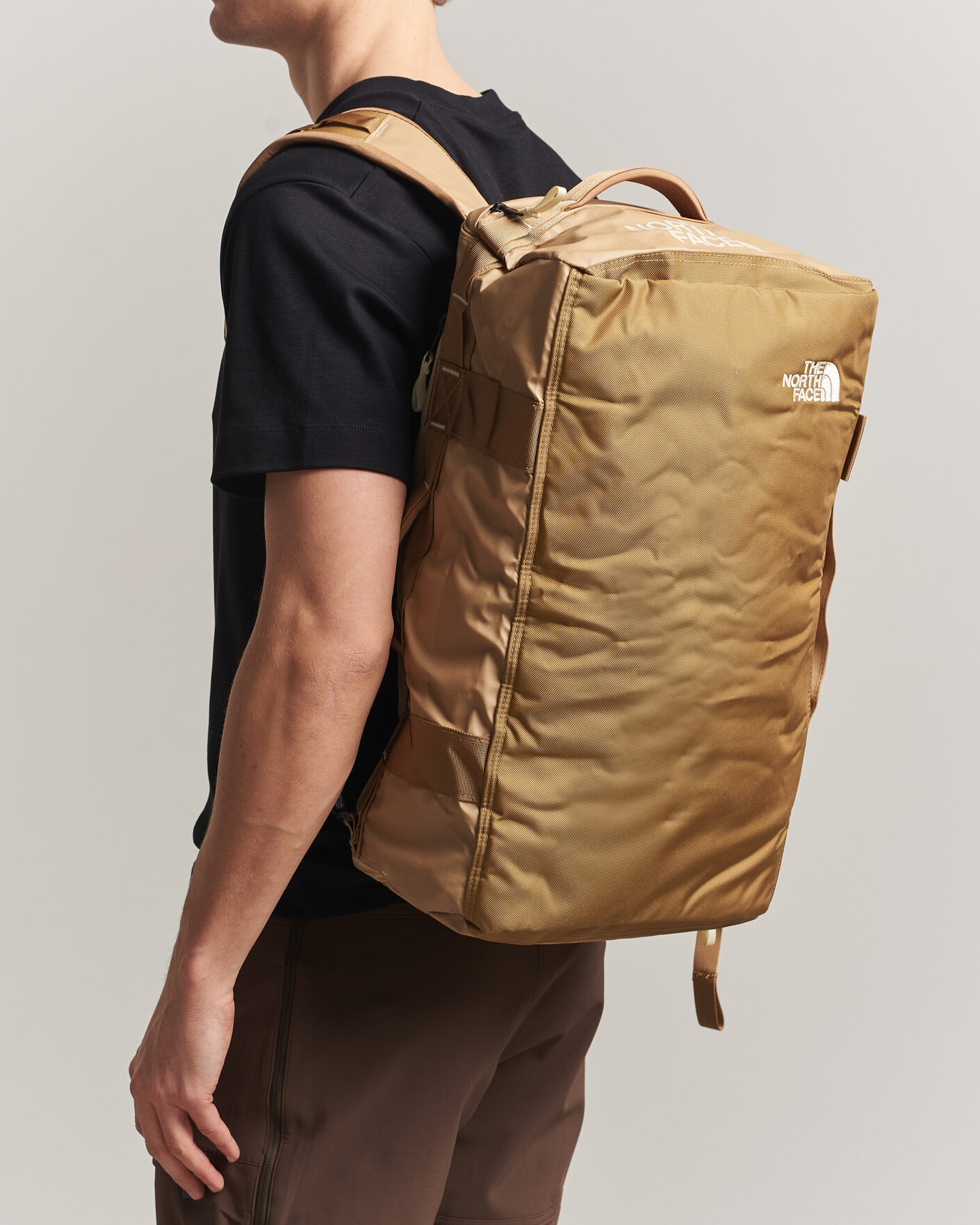 Men | Bags | The North Face | Base Camp Voyager Duffel 32 Khaki Stone