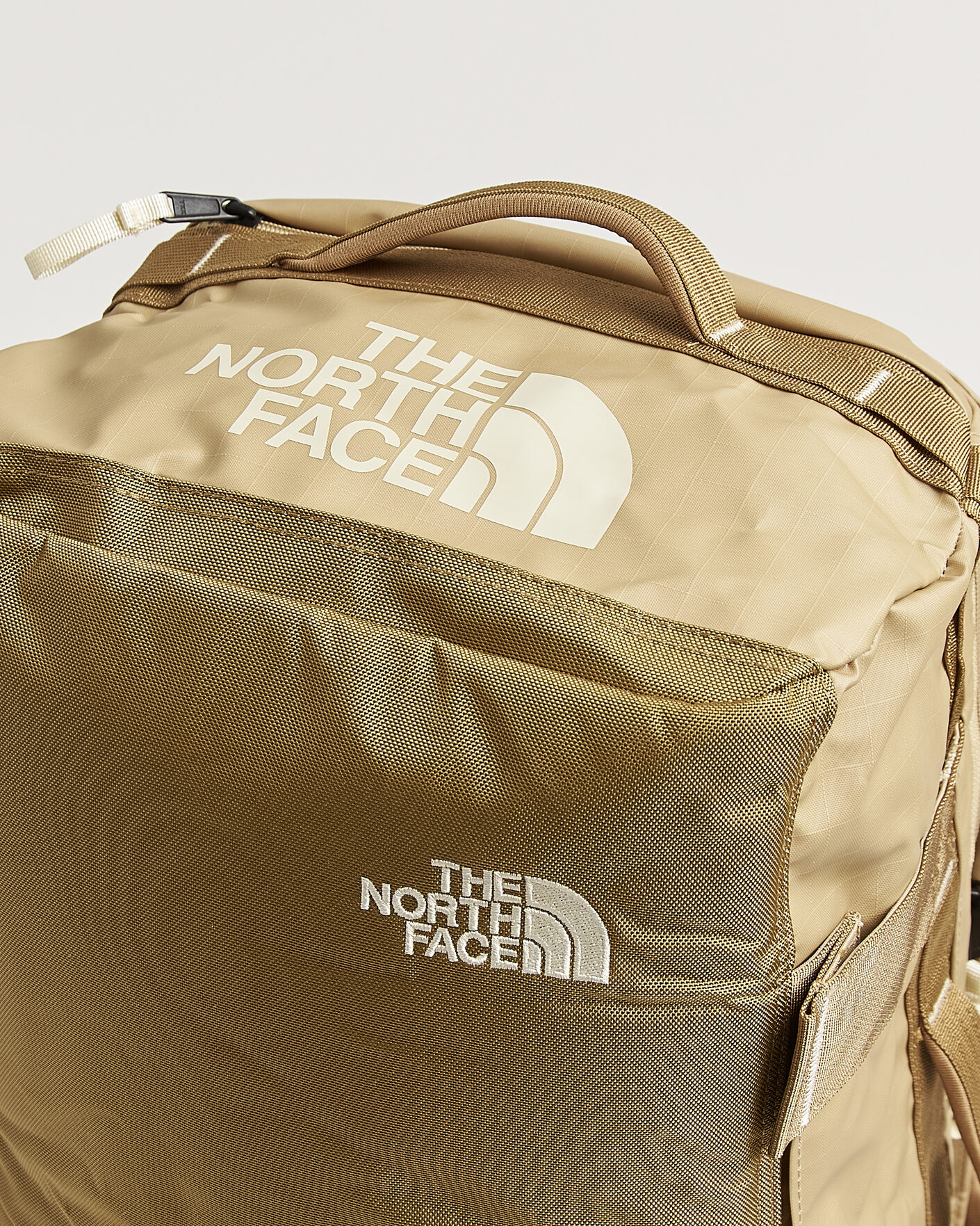 Men | Bags | The North Face | Base Camp Voyager Duffel 32 Khaki Stone