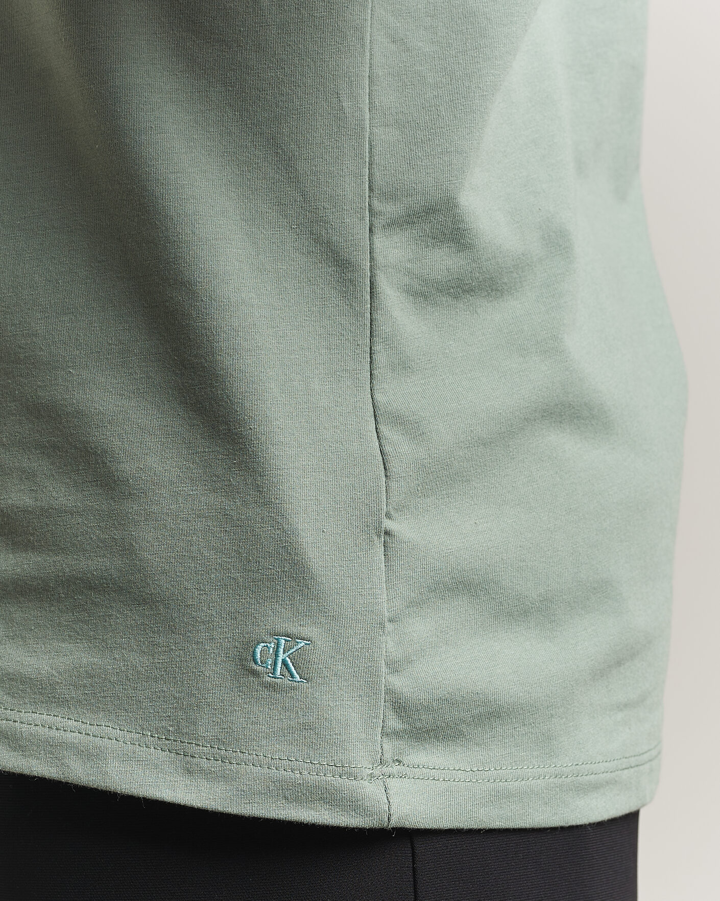 Men | T-Shirts | Calvin Klein | 3-Pack Cotton Stretch Crew Neck T-Shirt Black/Grey/Green