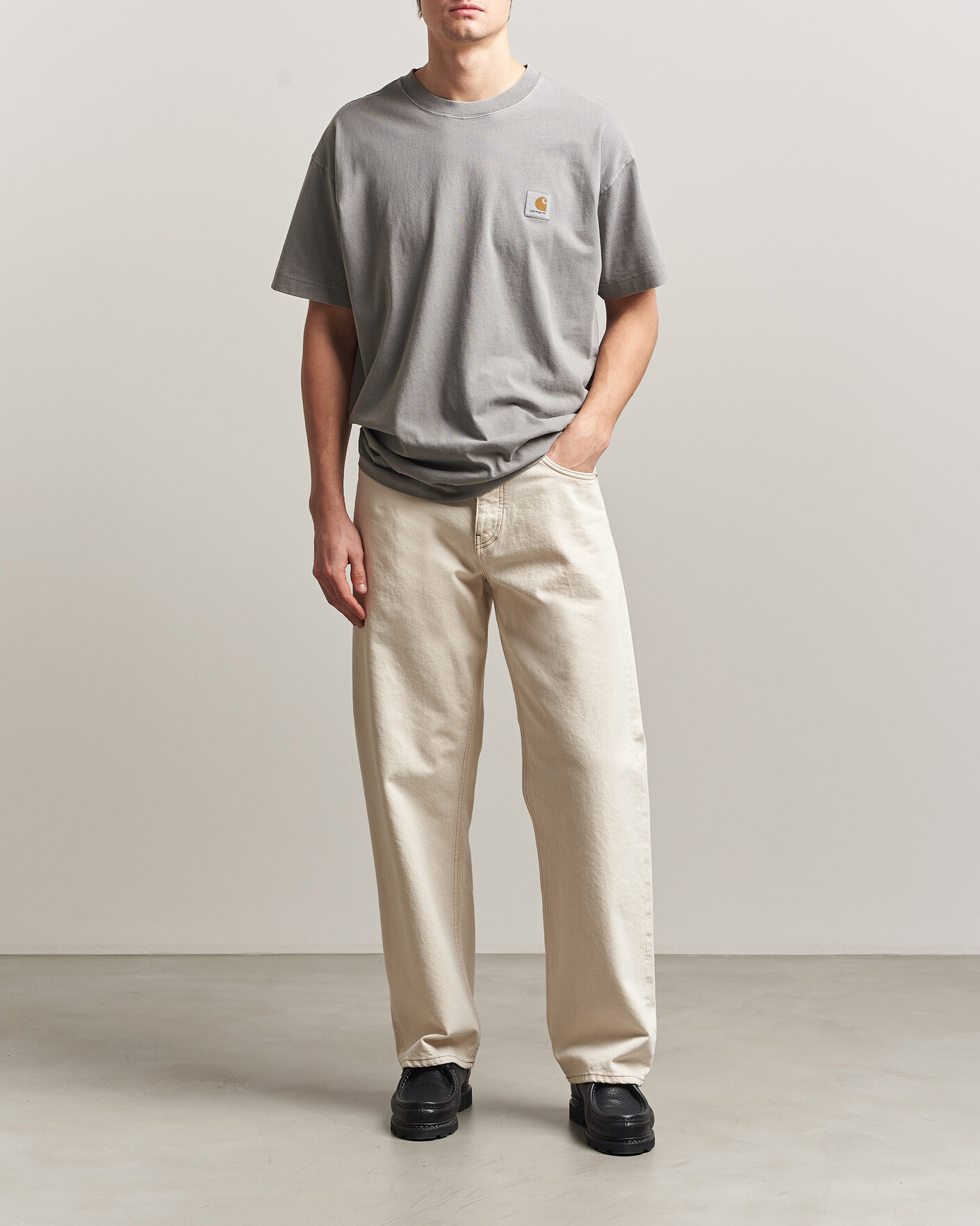 Men | T-Shirts | Carhartt WIP | Nelson Cotton T-Shirt Yosemity