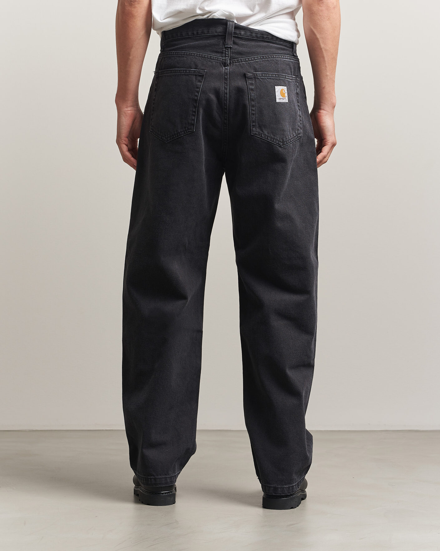 Men | Jeans | Carhartt WIP | Landon Pant Robertson Denim Black Stone Washed