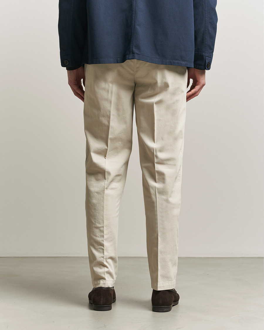 Men | Trousers | Boglioli | Regular Fit Cotton Chinos Beige
