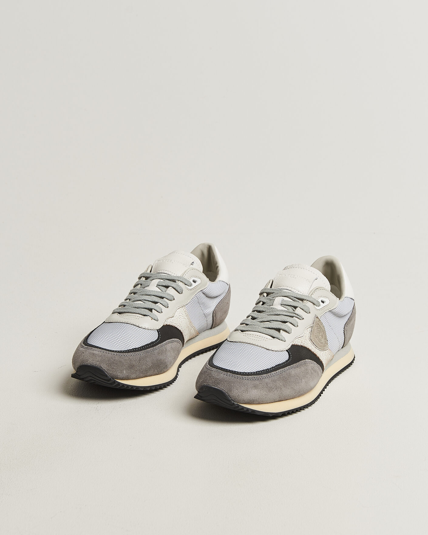 Men | Sneakers | Philippe Model | BLVille Low Running Sneaker Grey