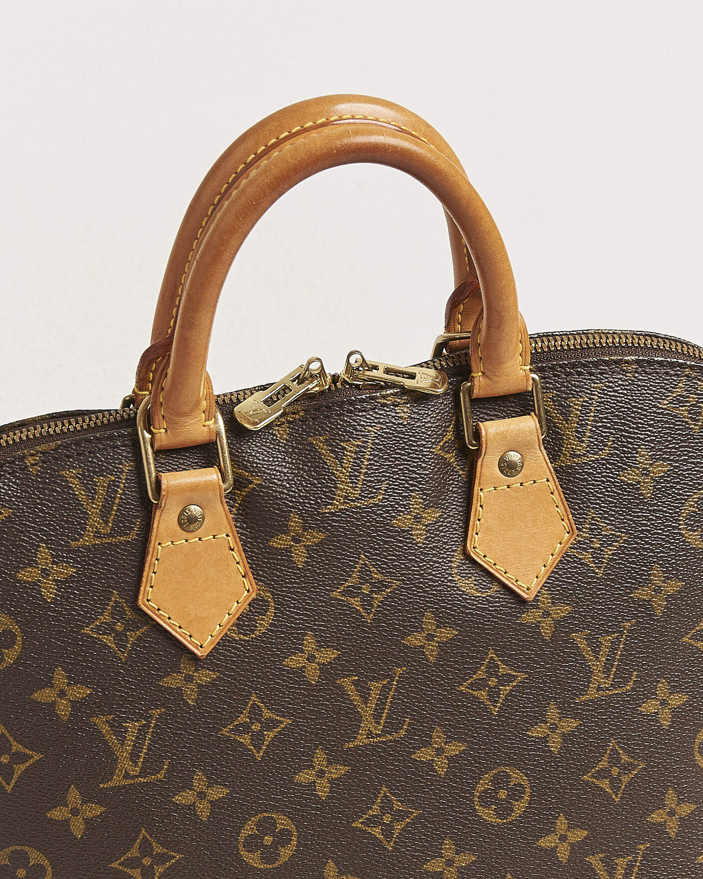Men | Pre-Owned & Vintage Bags | Louis Vuitton Pre-Owned | Alma Bag PM Monogram