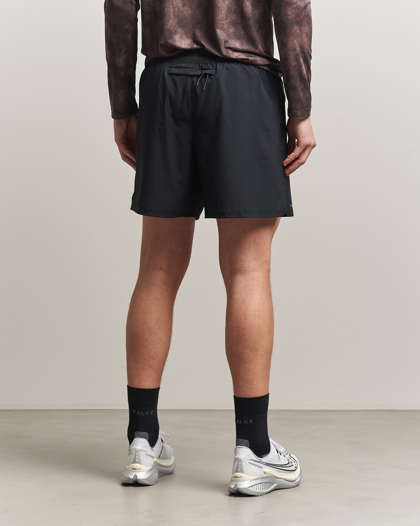 Men | Shorts | DOXA | Rerun Shorts 5 Inch Black