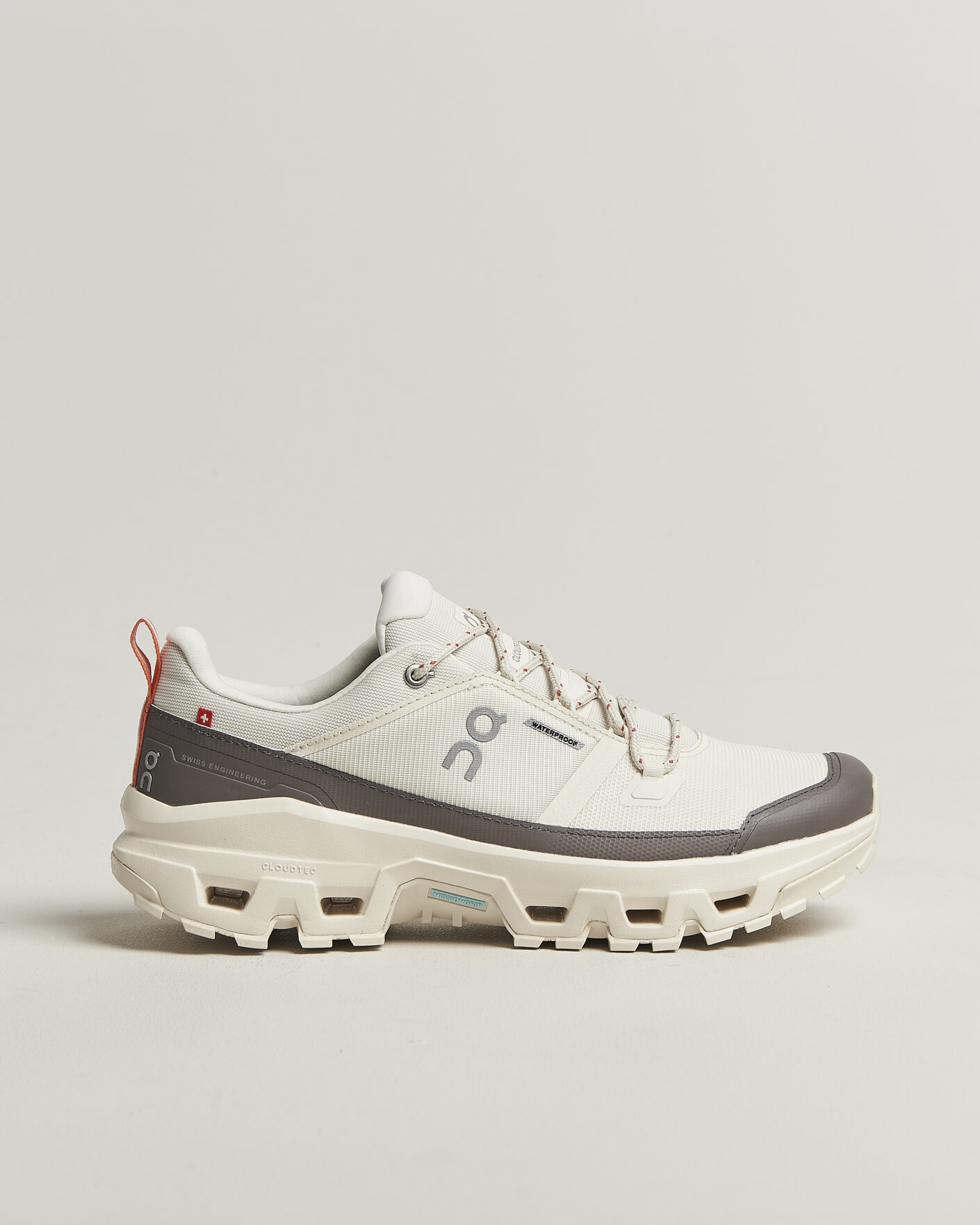 Men | Trail Sneakers | On | Cloudrock Low Waterproof Ivory/Ivory