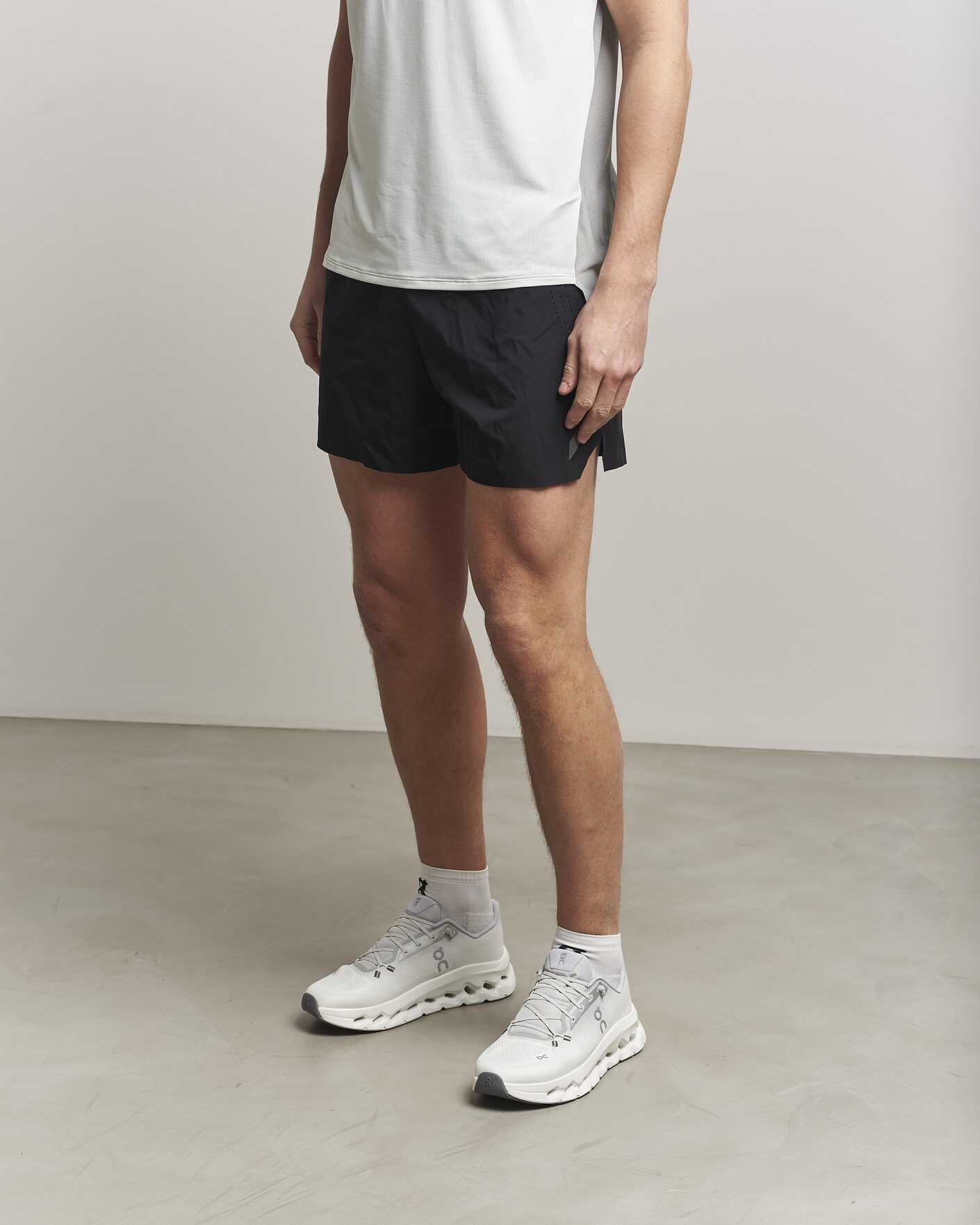 Men | Sneakers | On | Cloudtilt Glacier/Ice