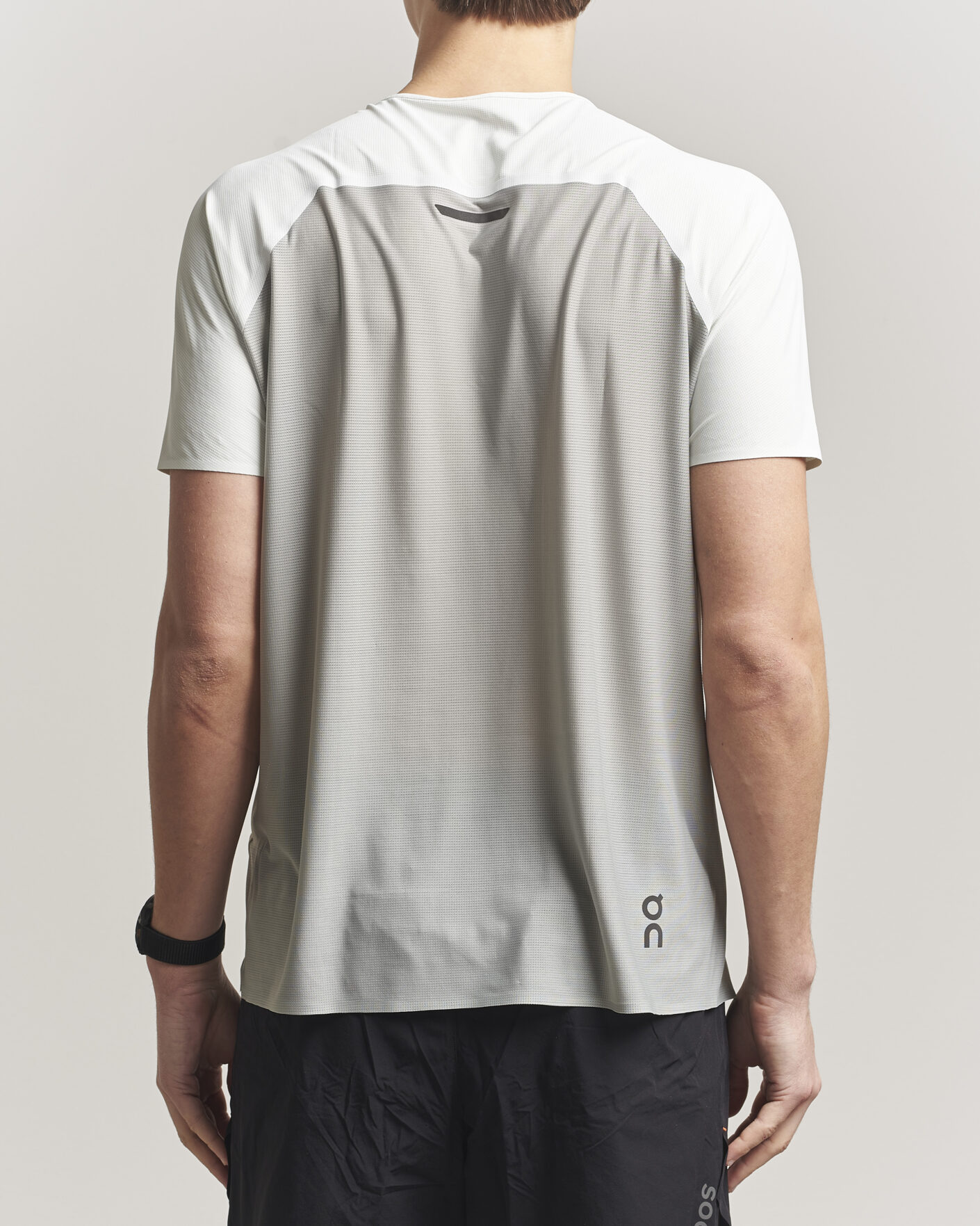 Men | T-Shirts | On | Performance T-Shirt Iceberg/Tin
