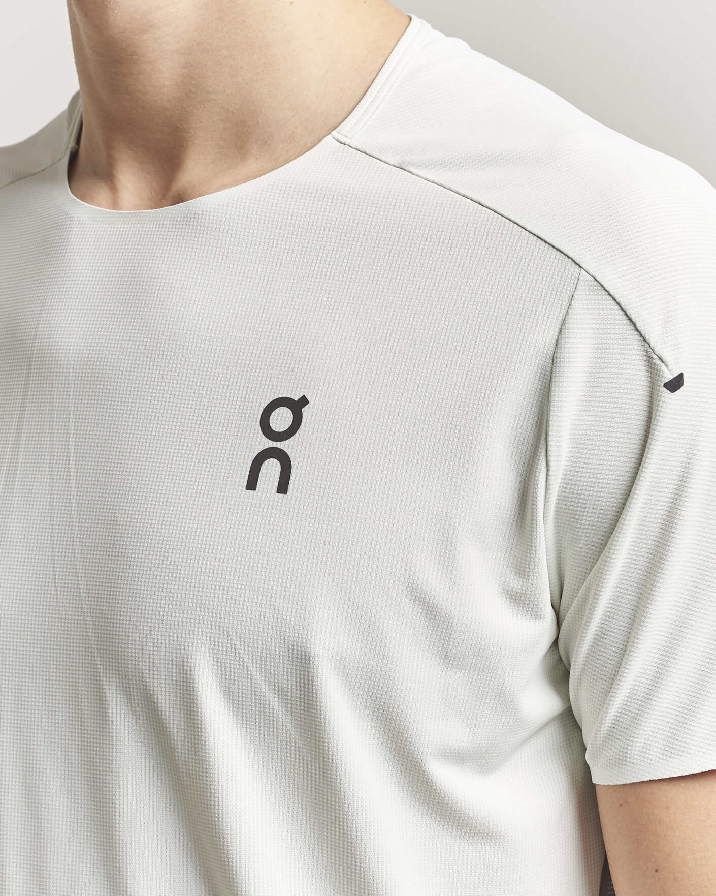 ON Performance T-Shirt Iceberg/Tin at CareOfCarl.com
