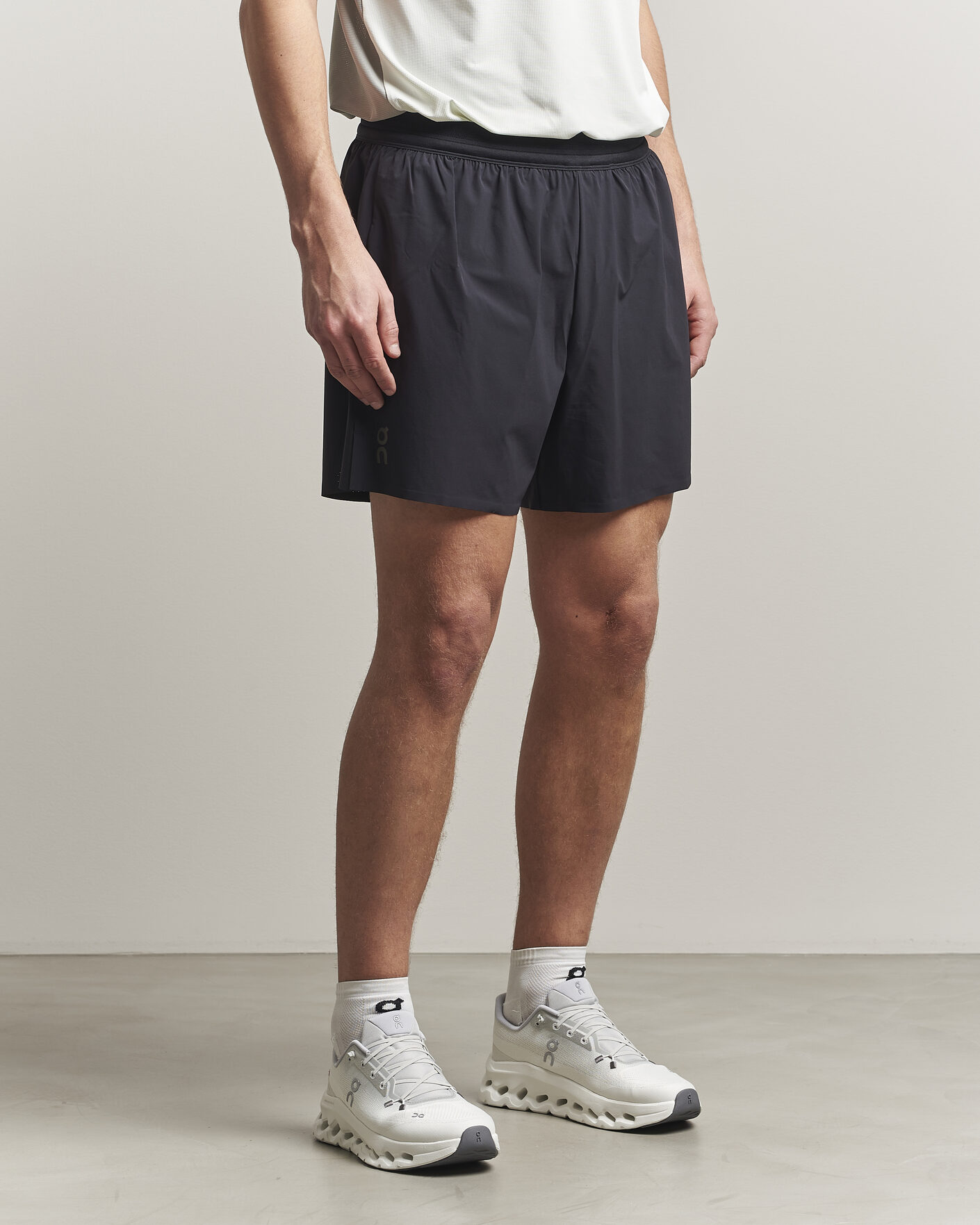 Men | Shorts | On | 5 Inch Performance Shorts Black