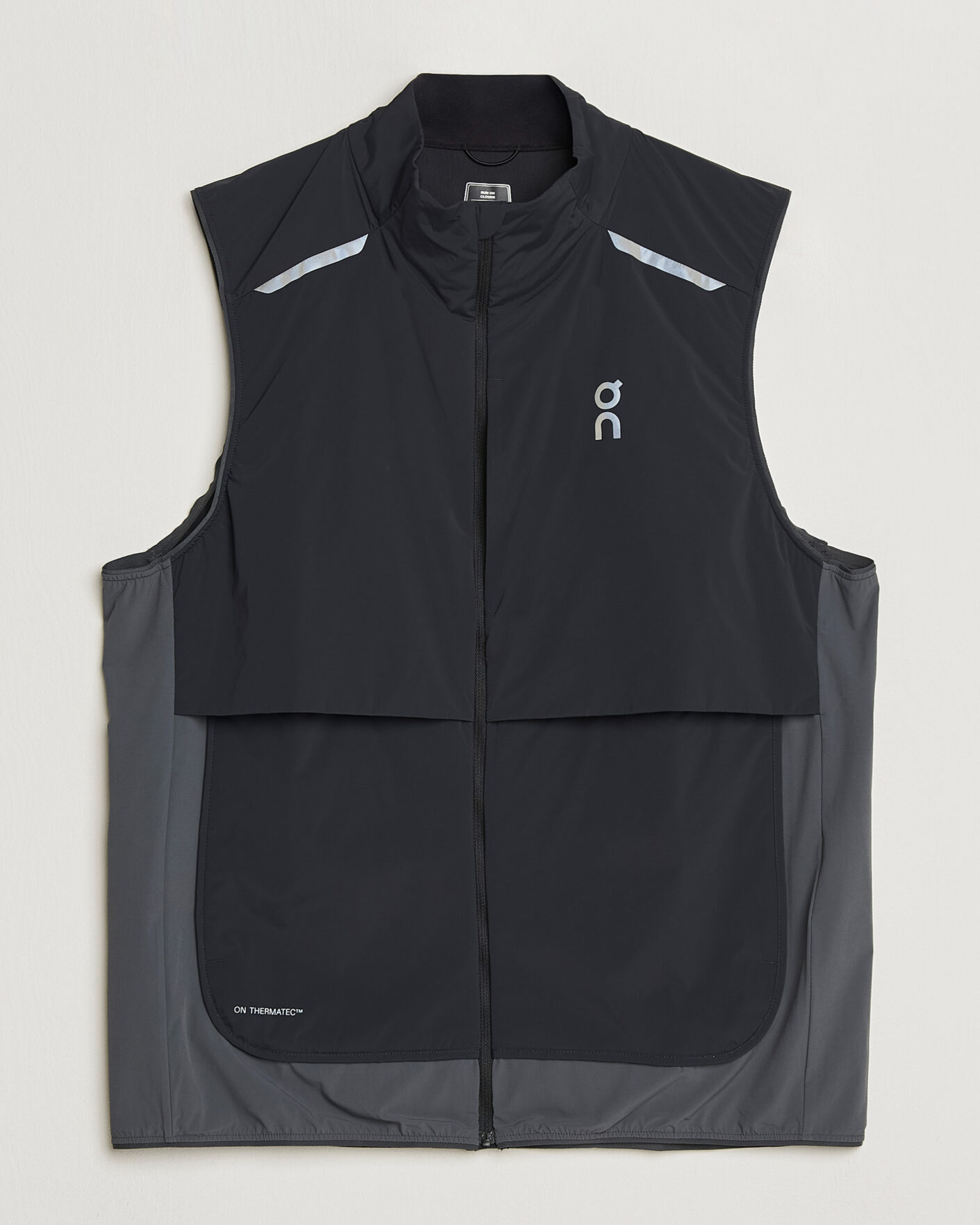 on weather vest Sサイズ ON Weather Vest Black/Eclipse at CareOfCarl.com