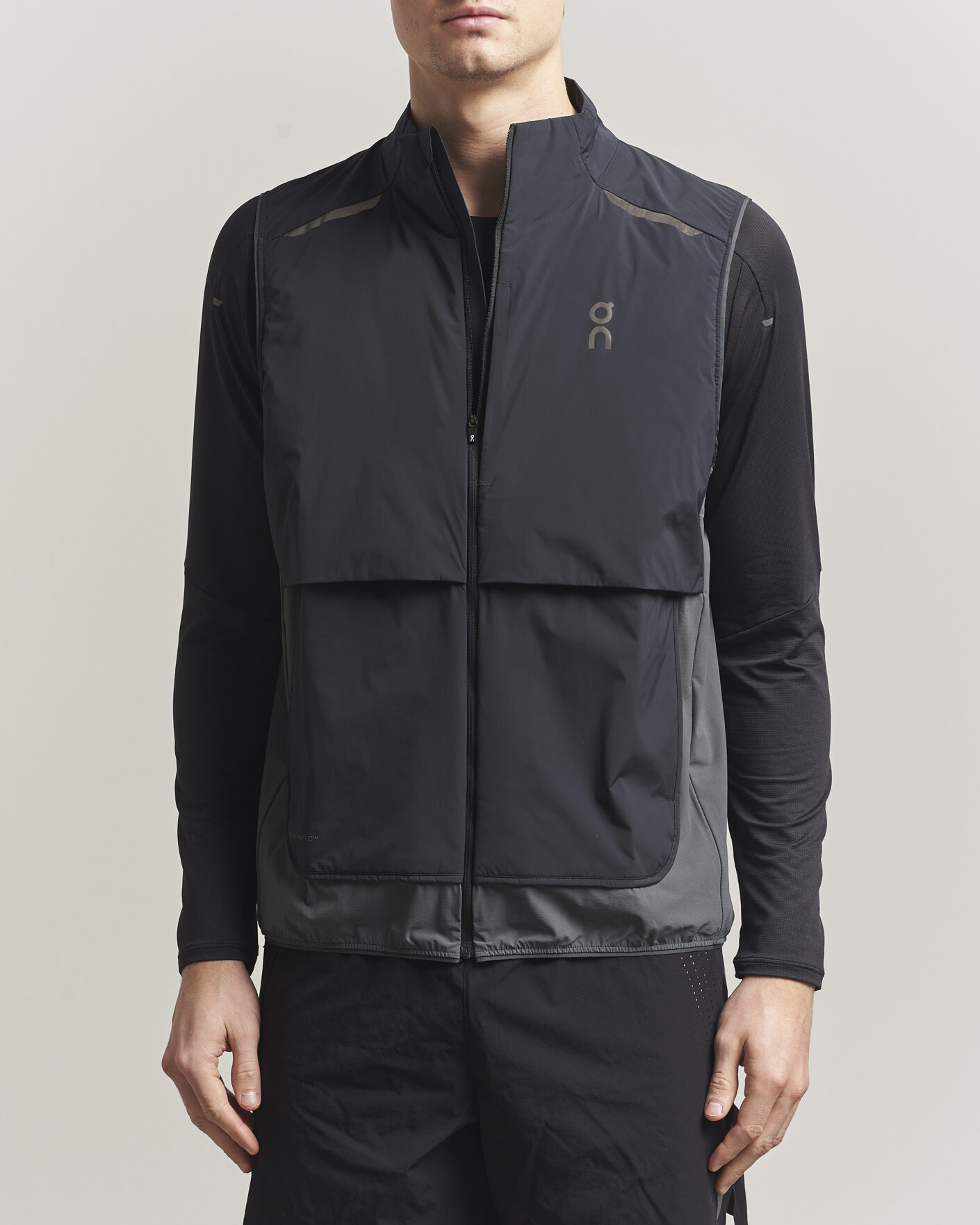 Men | Gilets | On | Weather Vest Black/Eclipse