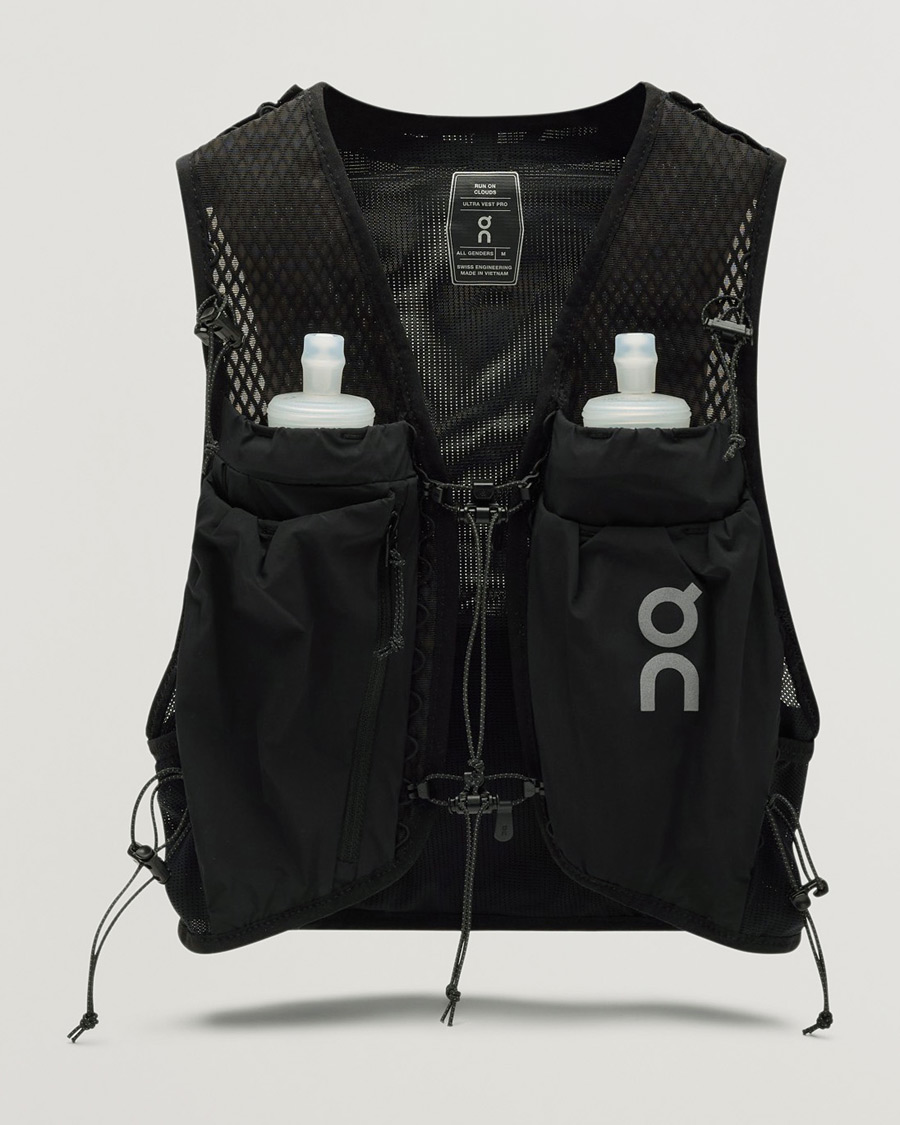 On Ultra Vest 10L Mサイズ フラスク新品2本付 Ultra Vest 10L | Undyed & White | On United States