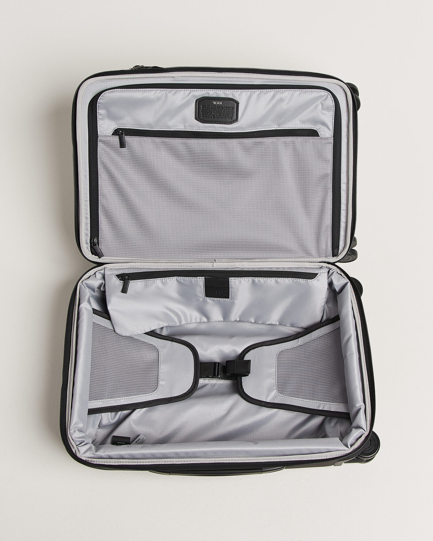 Men | Bags | TUMI | Alpha 4 Dual Access Expansion Cross Over Black