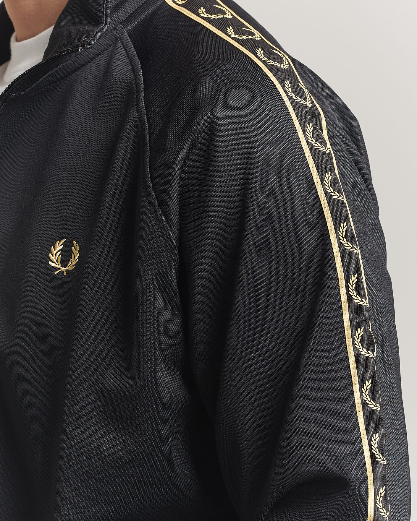 Men | Sweaters & Knitwear | Fred Perry | Taped Track Jacket Black