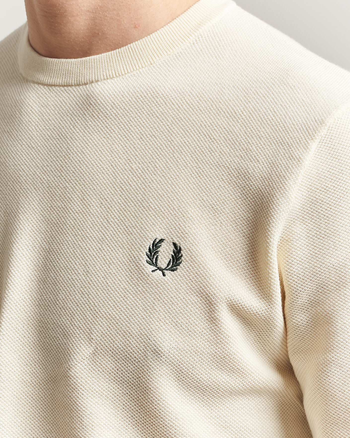 Men | Sweaters & Knitwear | Fred Perry | Piqué Stitched Sweater Ecru