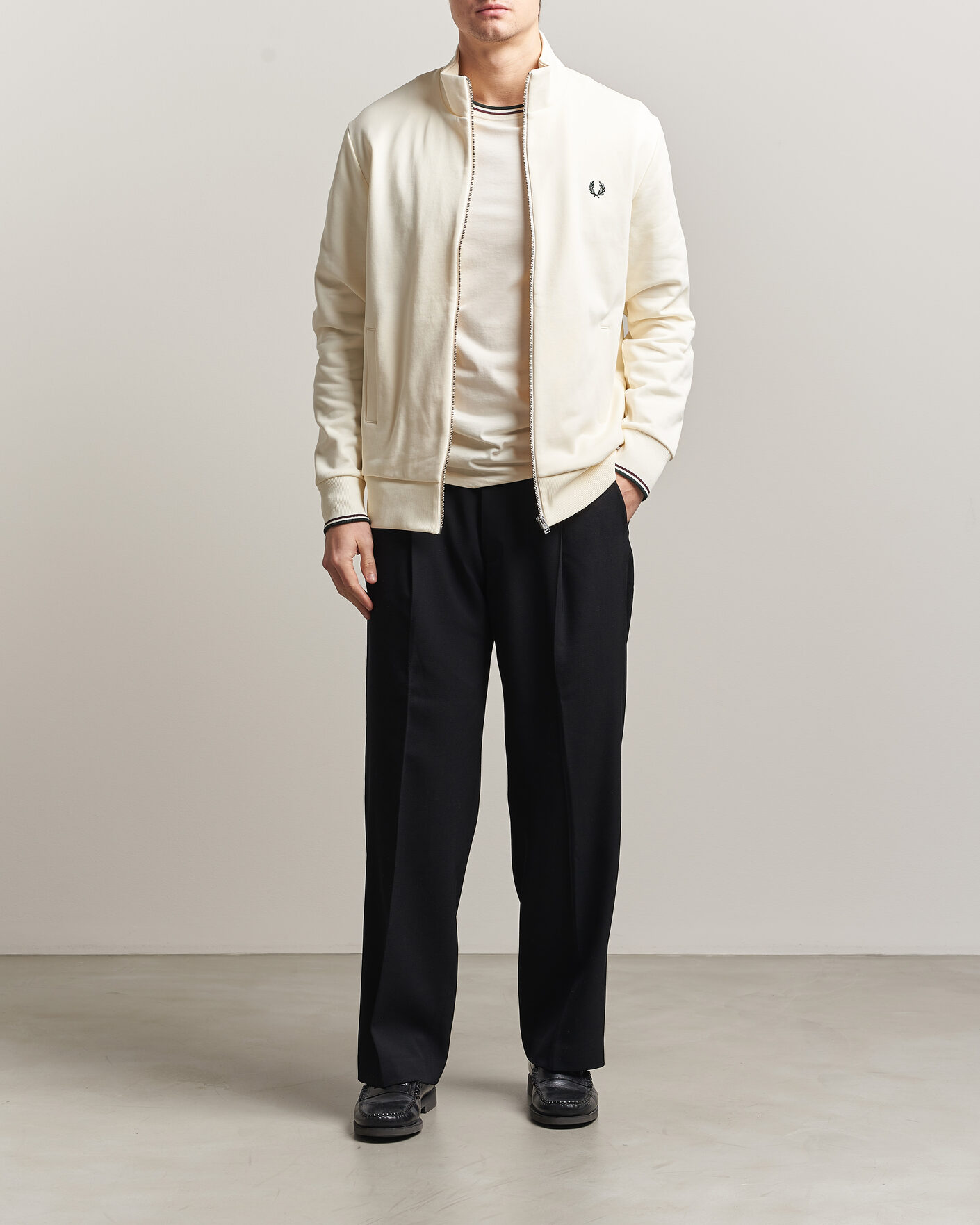 Men | Sweaters & Knitwear | Fred Perry | Full Zip Sweatshirt Ecru