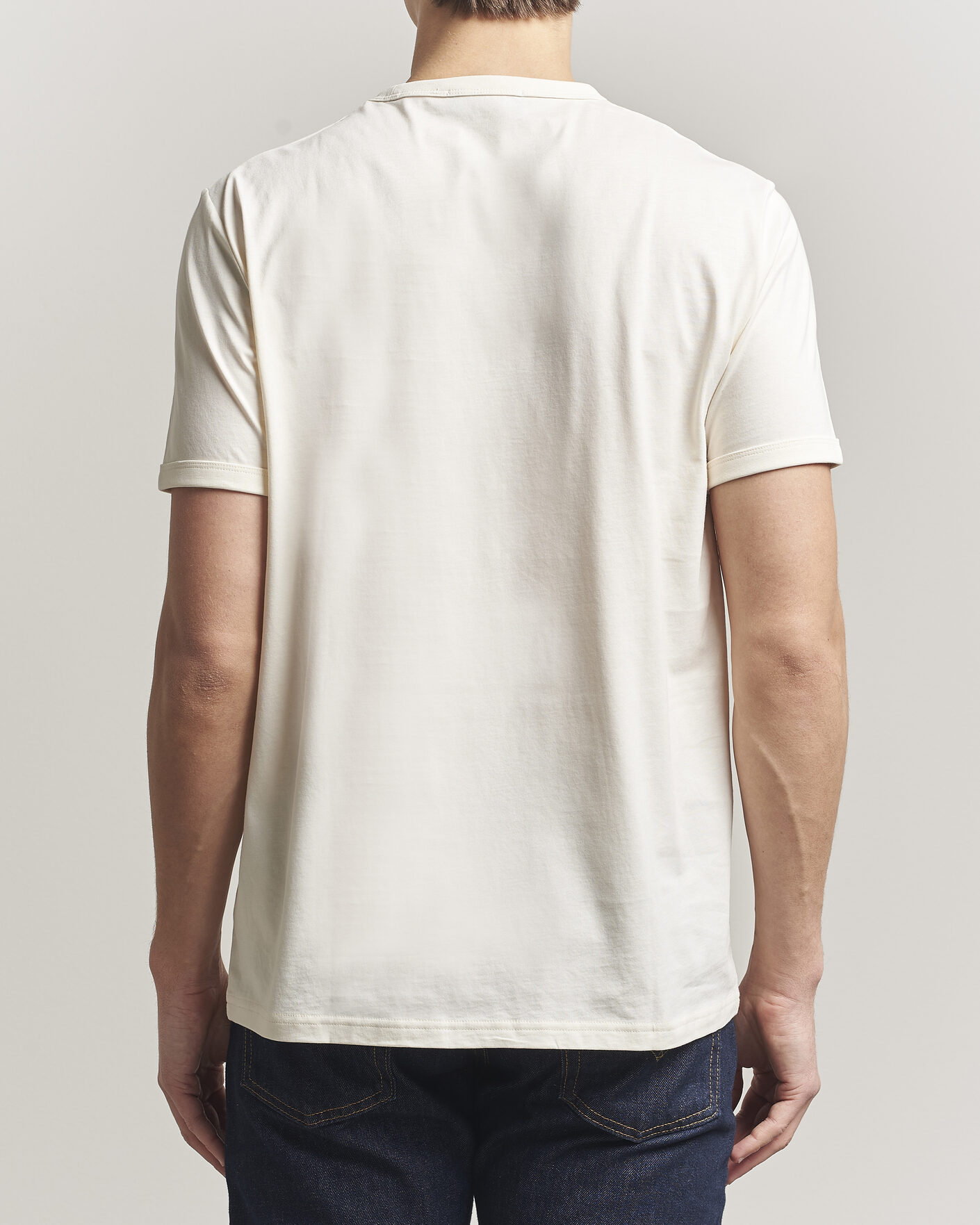 Men | T-Shirts | Fred Perry | Ringer T-Shirt Ecru