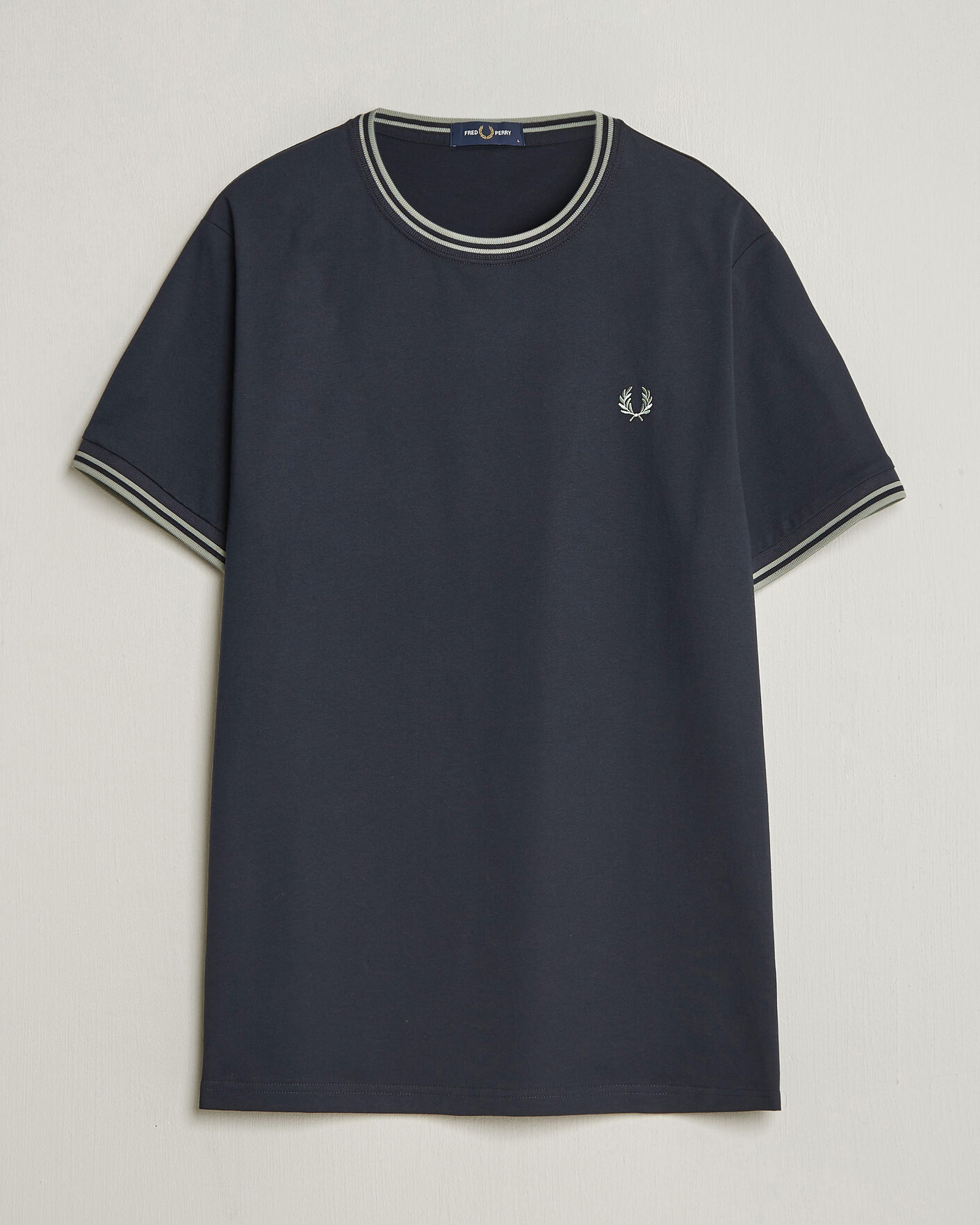 Men | T-Shirts | Fred Perry | Twin Tipped T-Shirt Navy