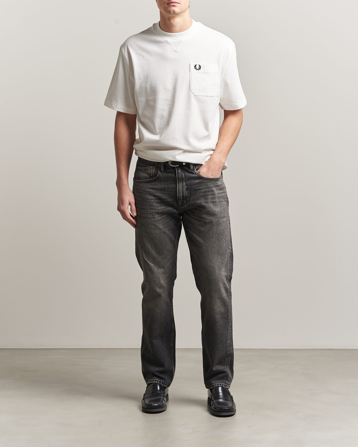 Men | T-Shirts | Fred Perry | Heavy Pocket T-Shirt Snow White