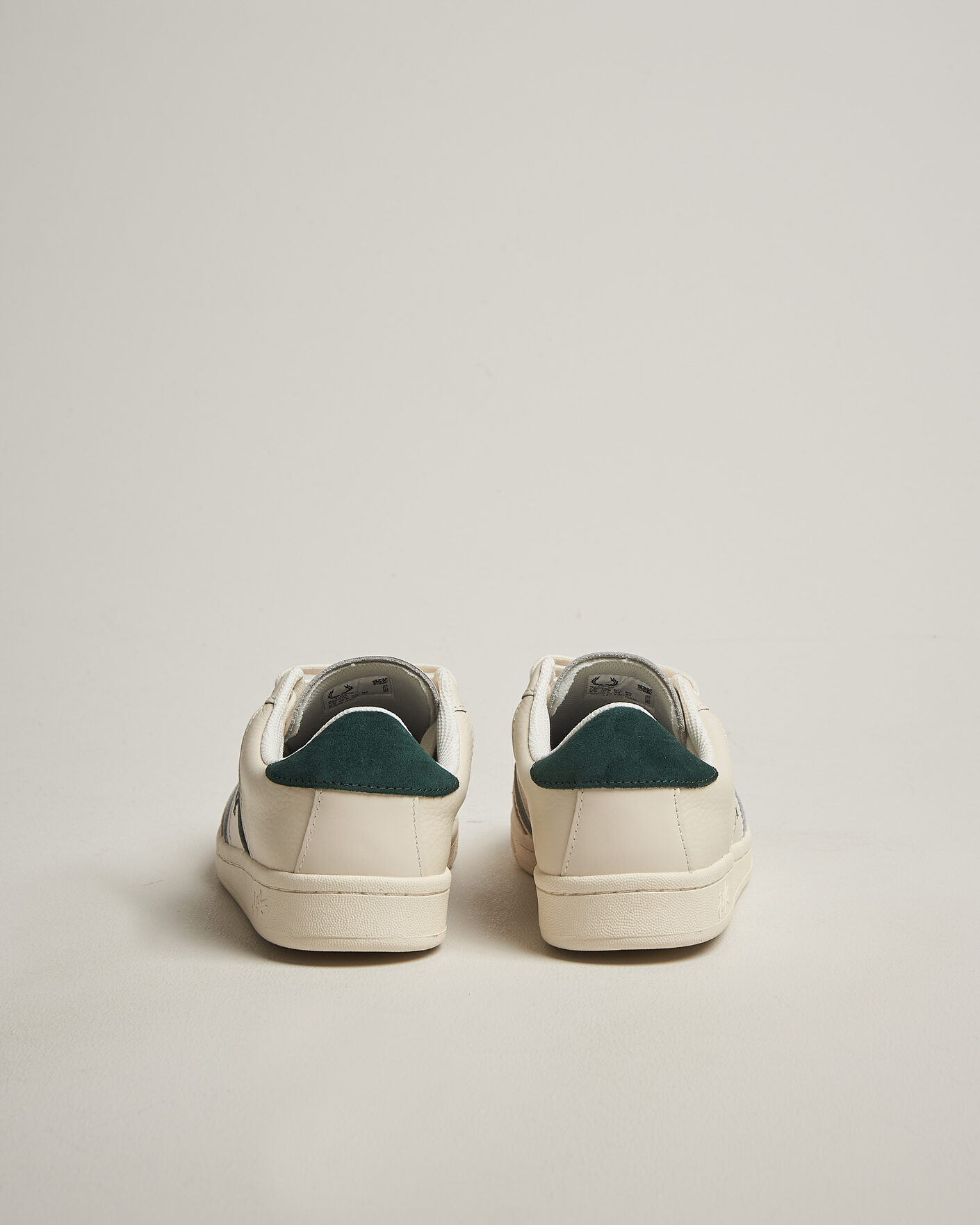 Men | Sneakers | Fred Perry | B725 Leather/Suede Sneaker Ecru