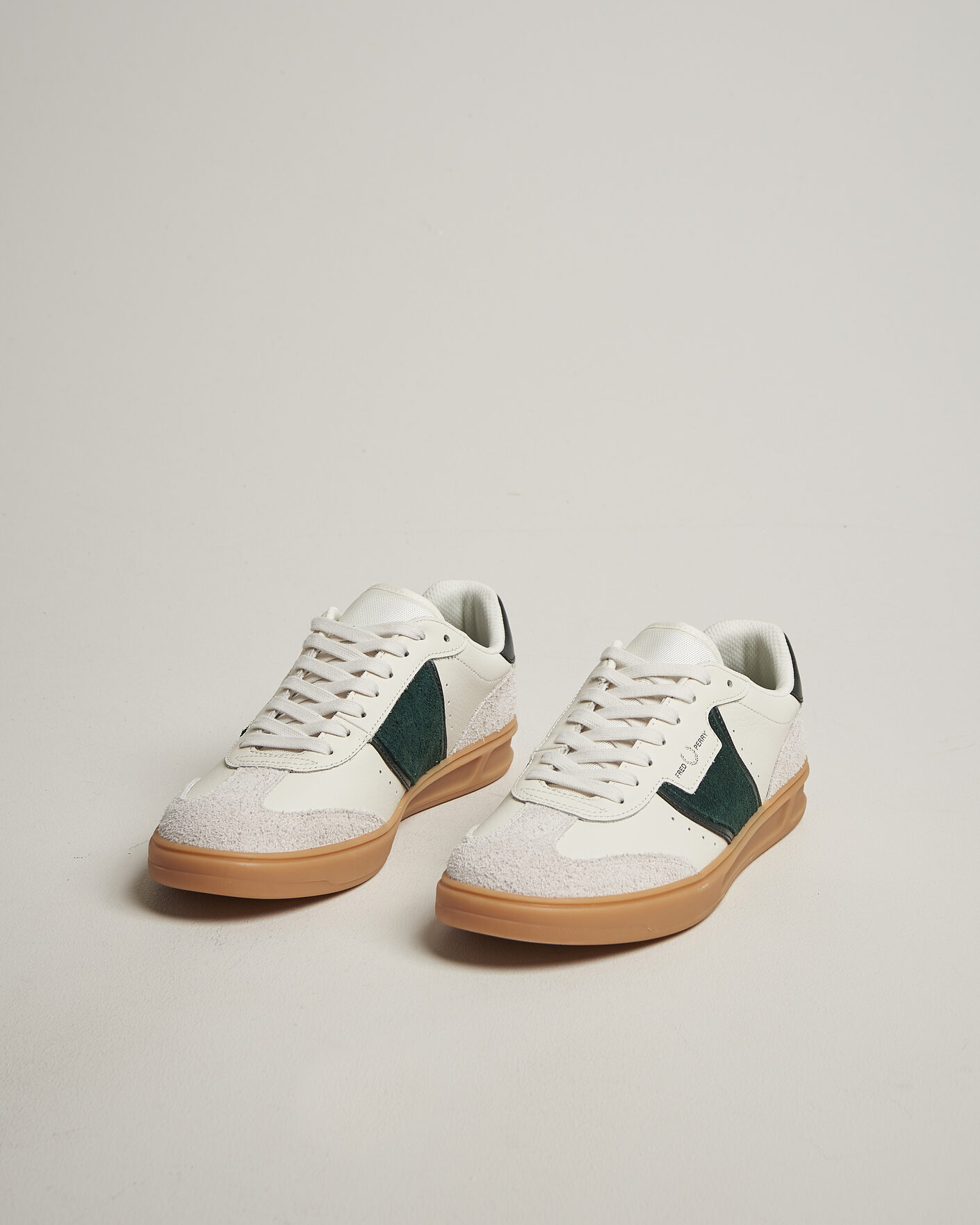 Men | Sneakers | Fred Perry | B4 Leather/Suede Sneaker Light Ecru/Green